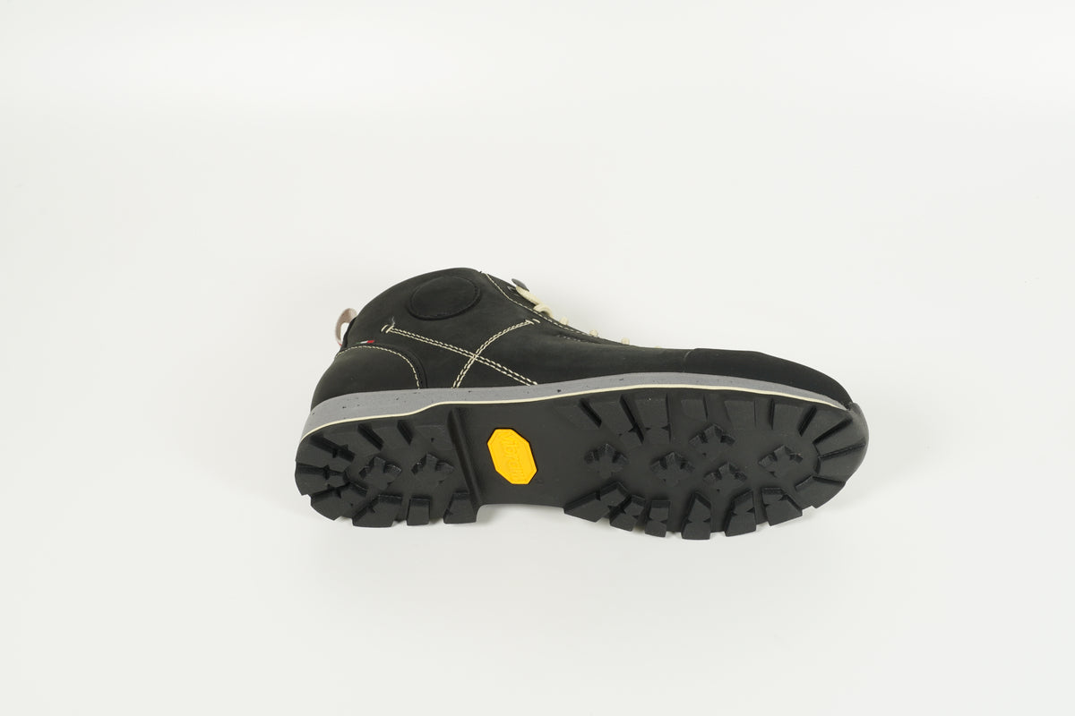 Low Shoe Black