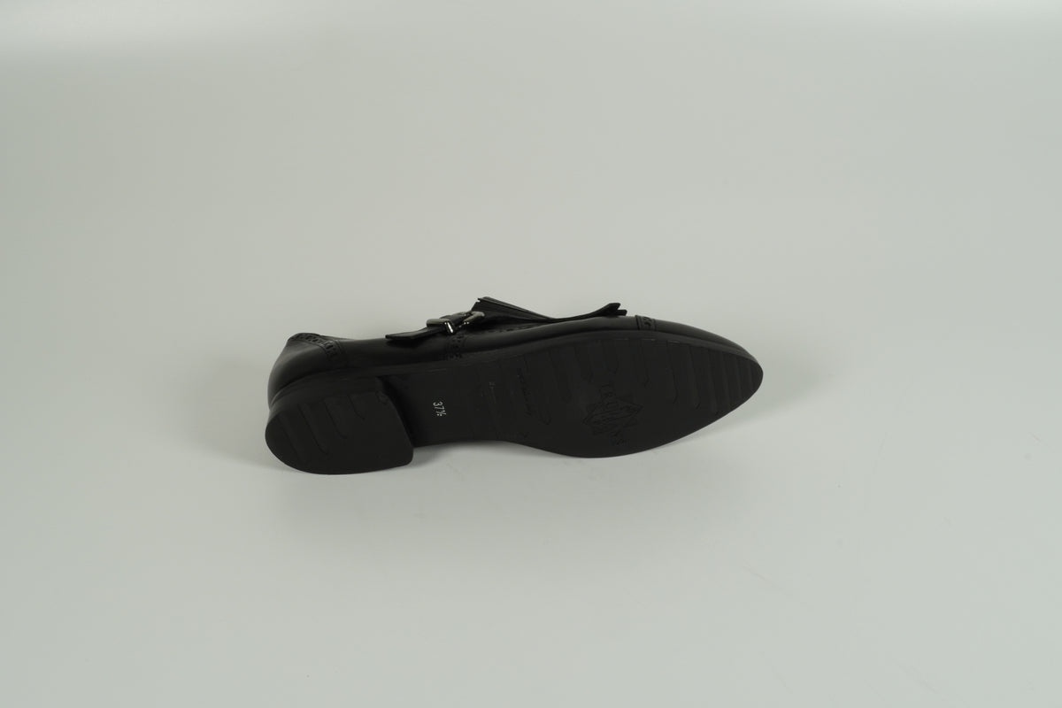Low Shoe Black
