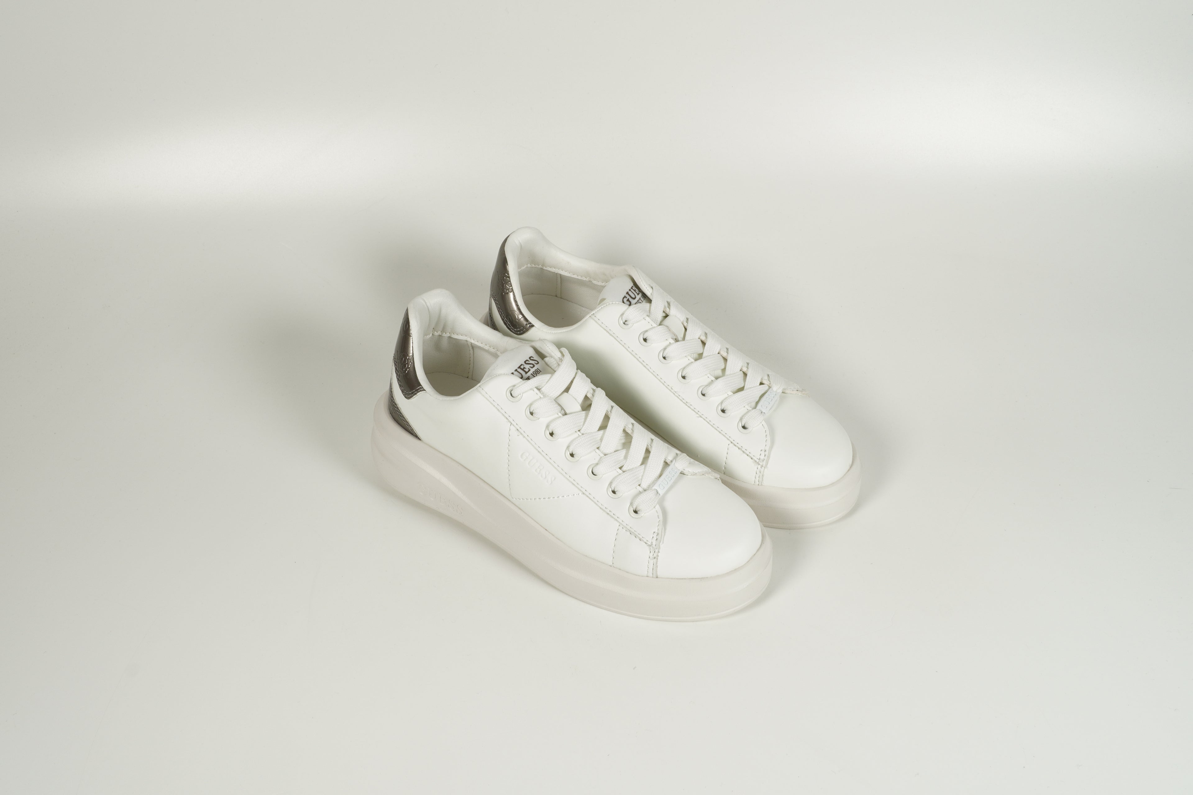 Sneaker Weiss