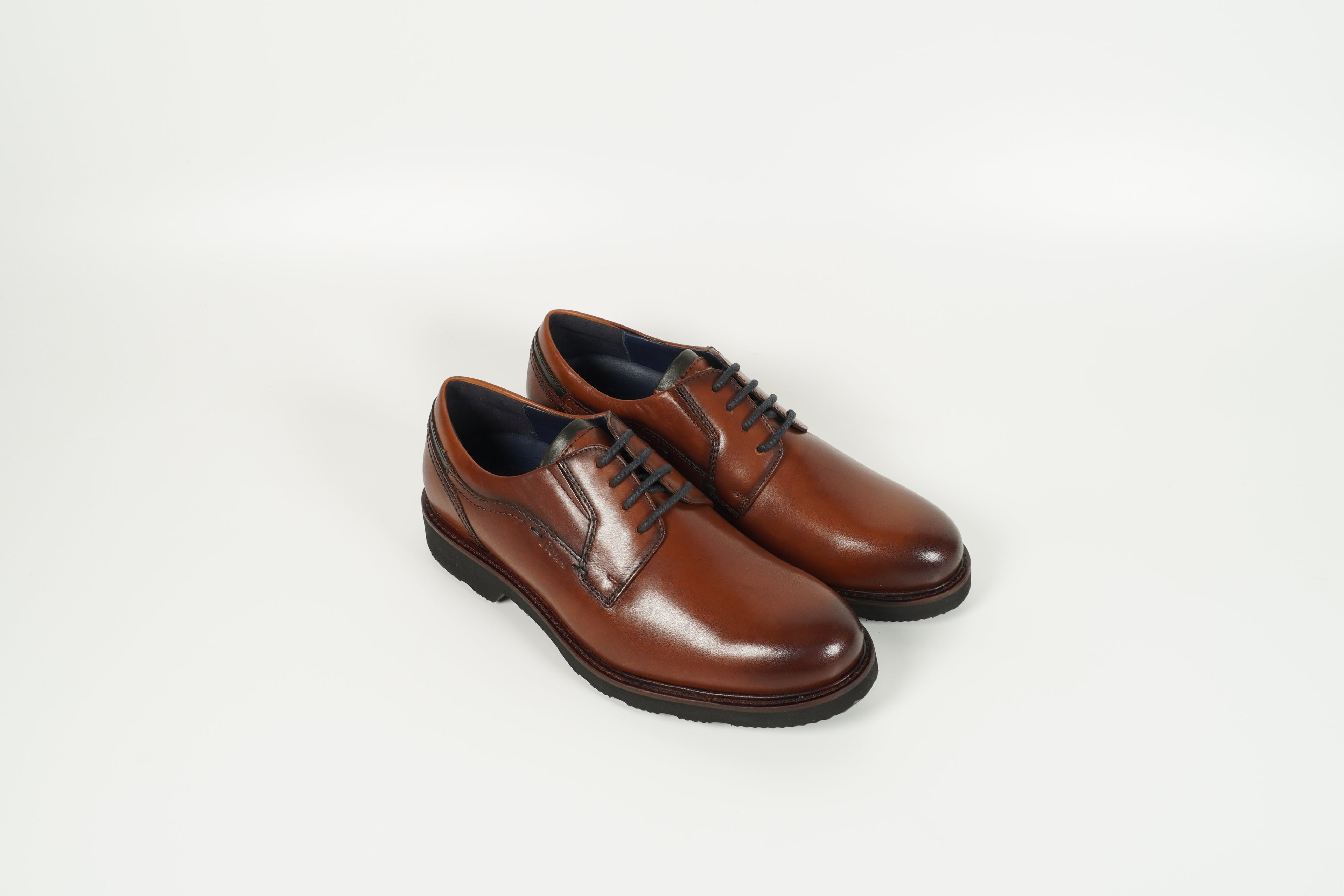 Schnürschuh Braun