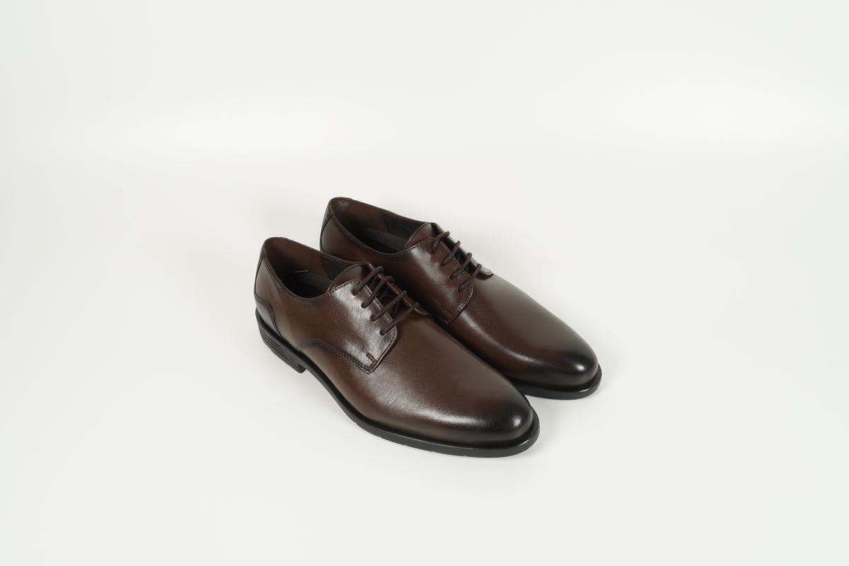Schnürschuh Braun
