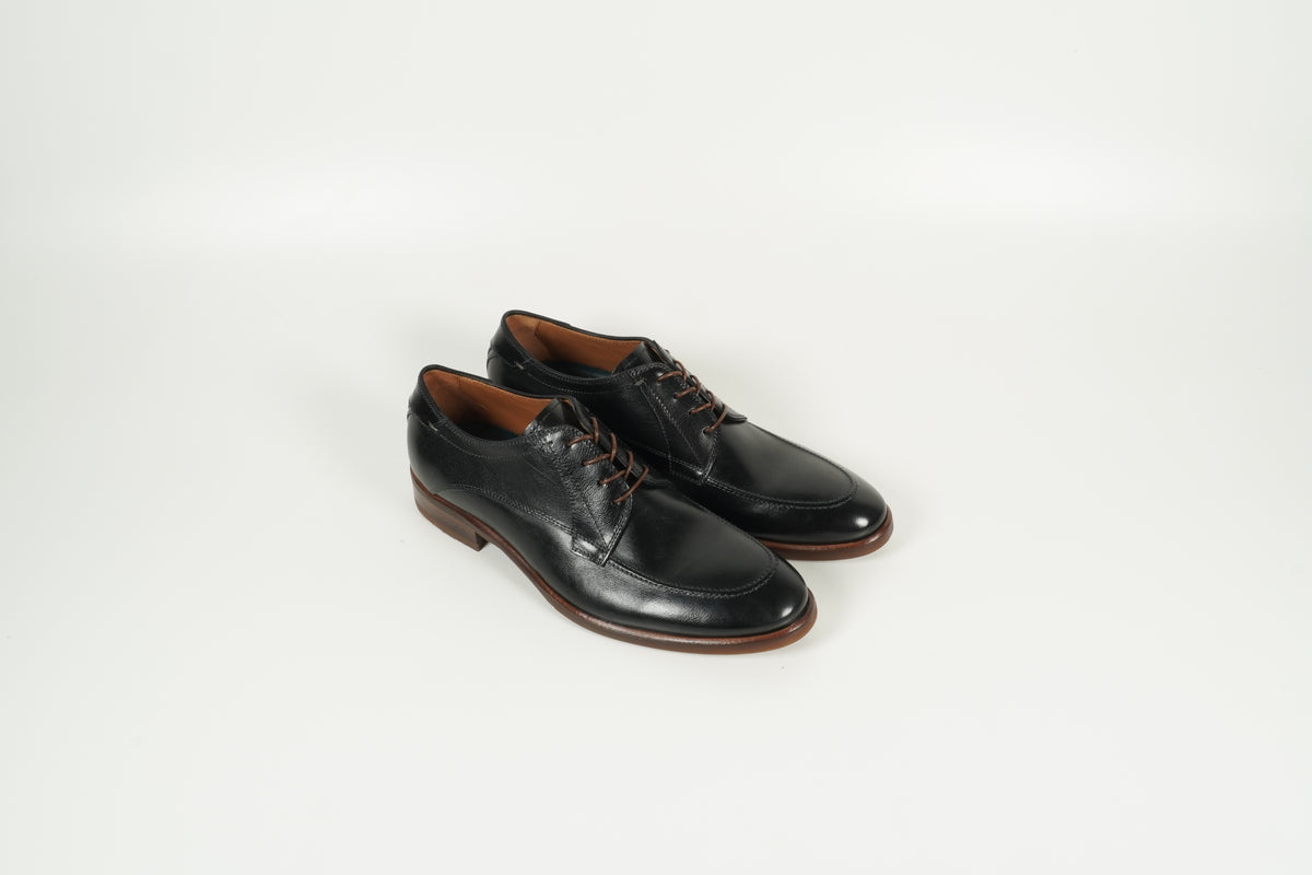 Schnürschuh Schwarz