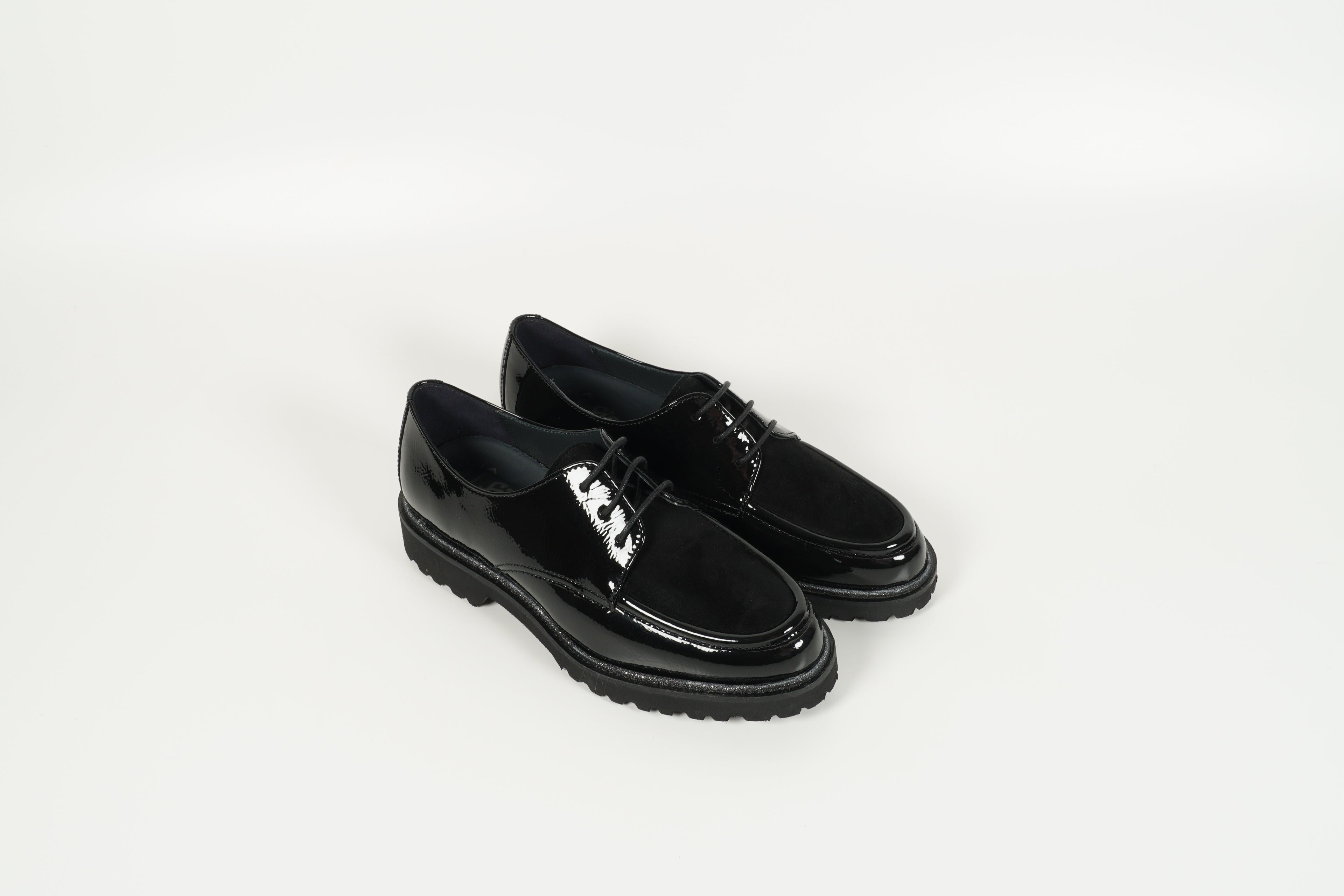 1140910 Nappe noire