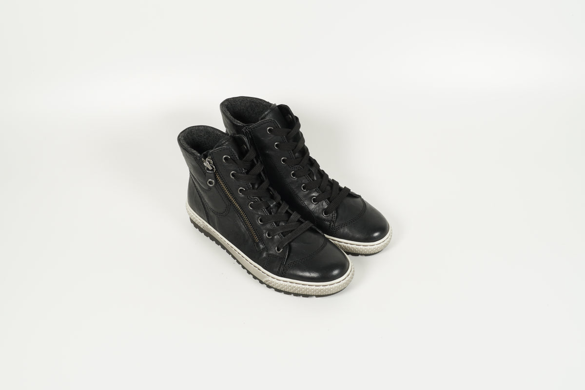 Sneaker Schwarz