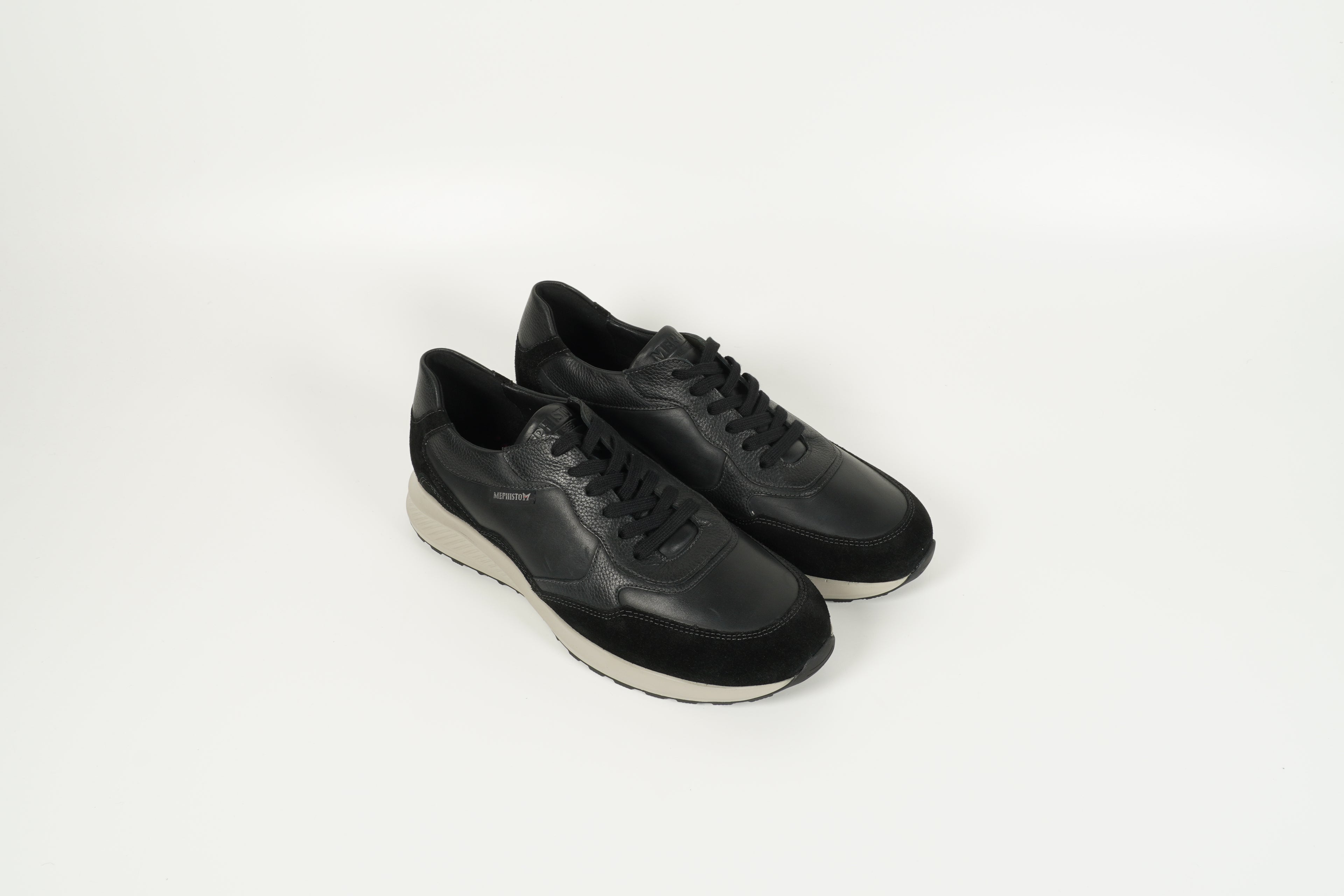 Sneaker Schwarz