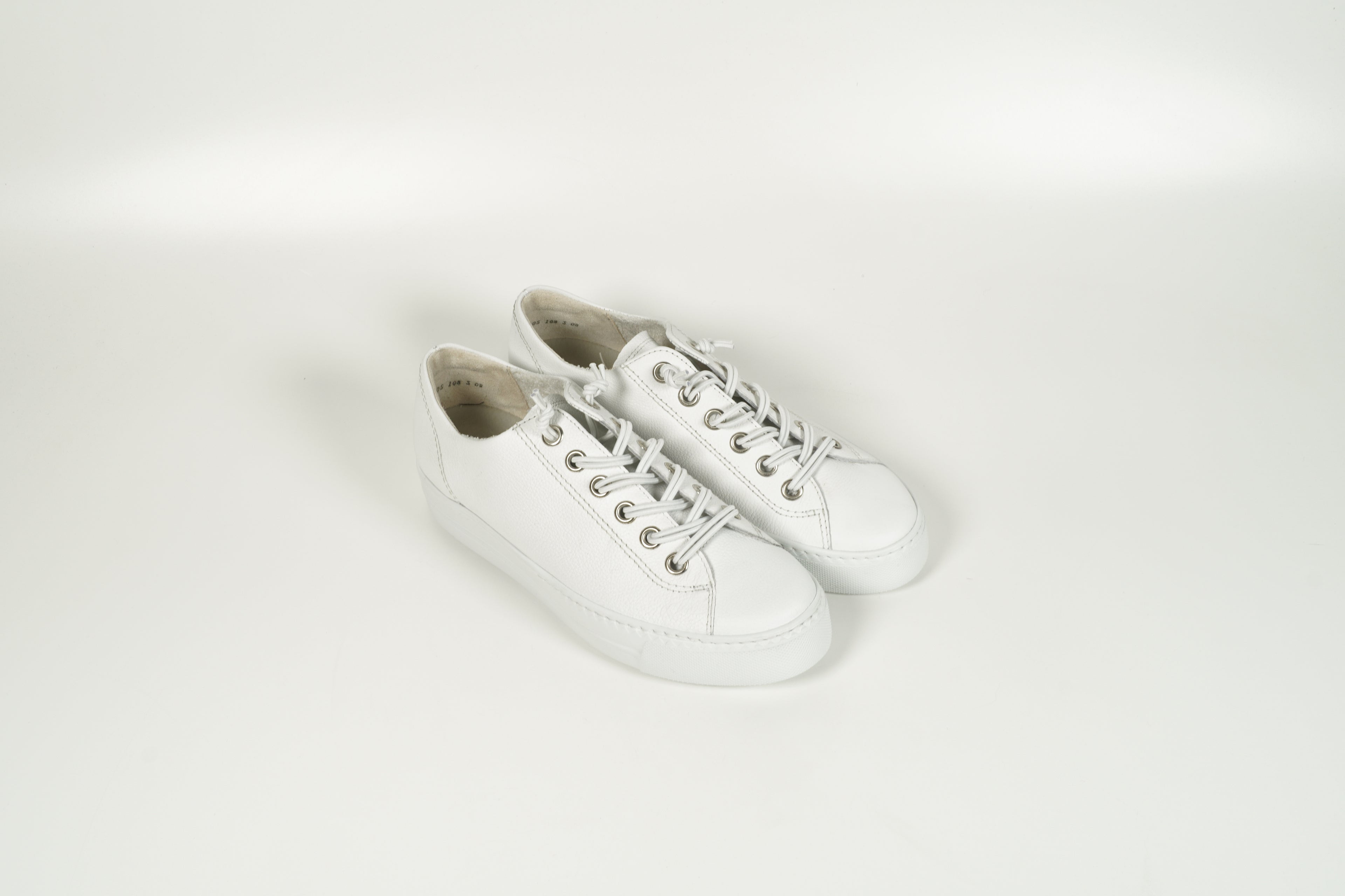 Baskets blanches