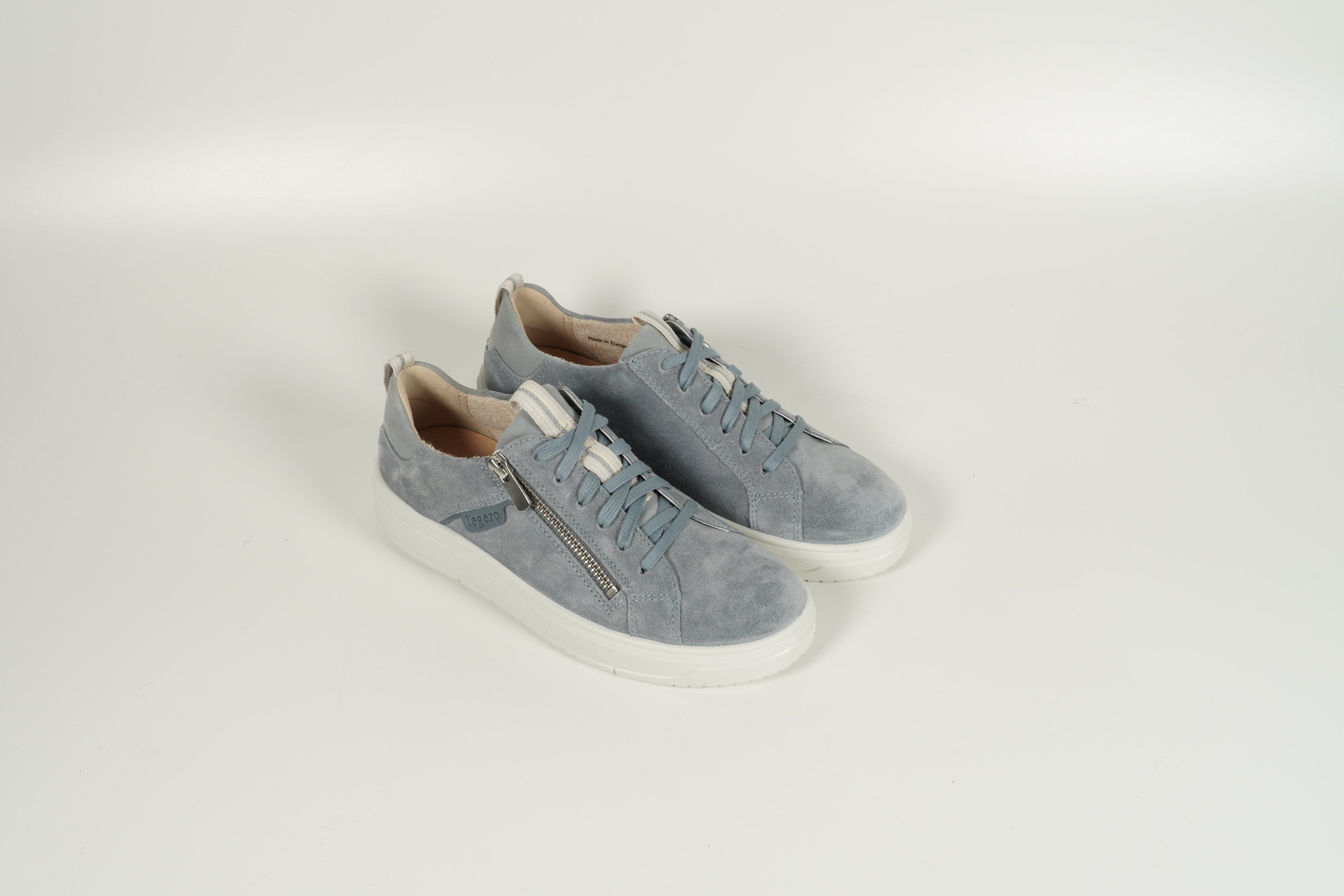 Sneaker Blau