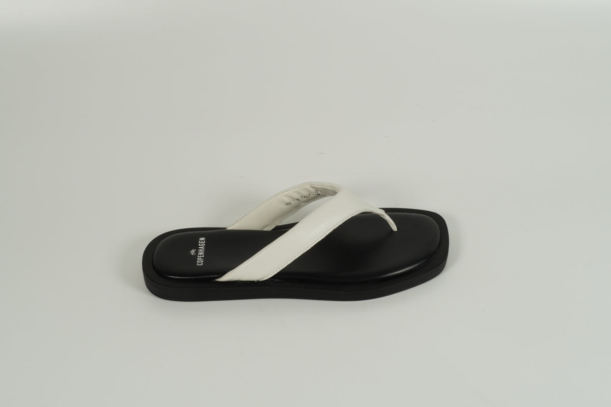 Sandal White