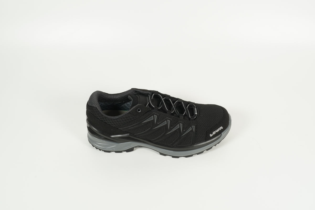 Chaussure à lacets noire
