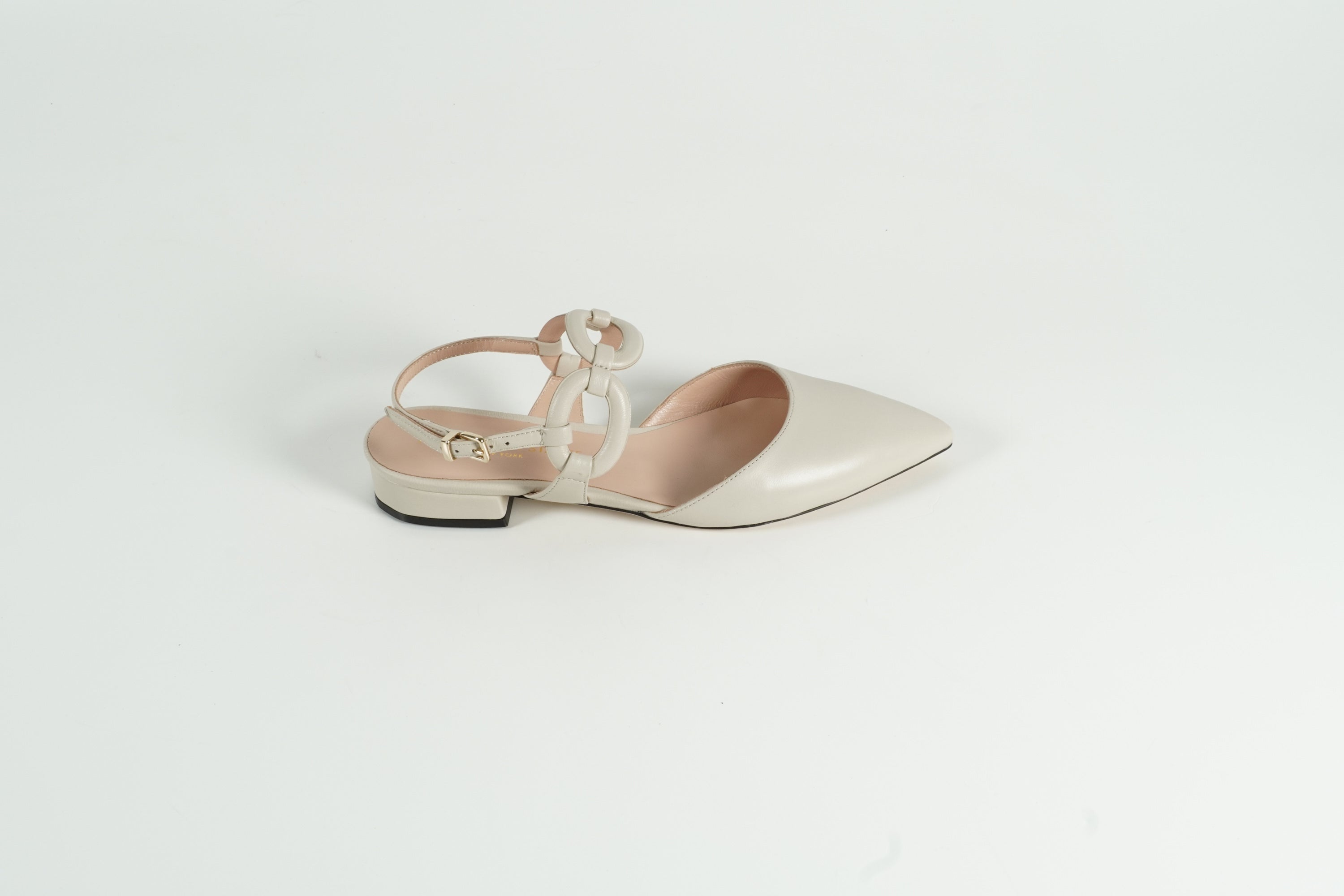 Pumps Off White
