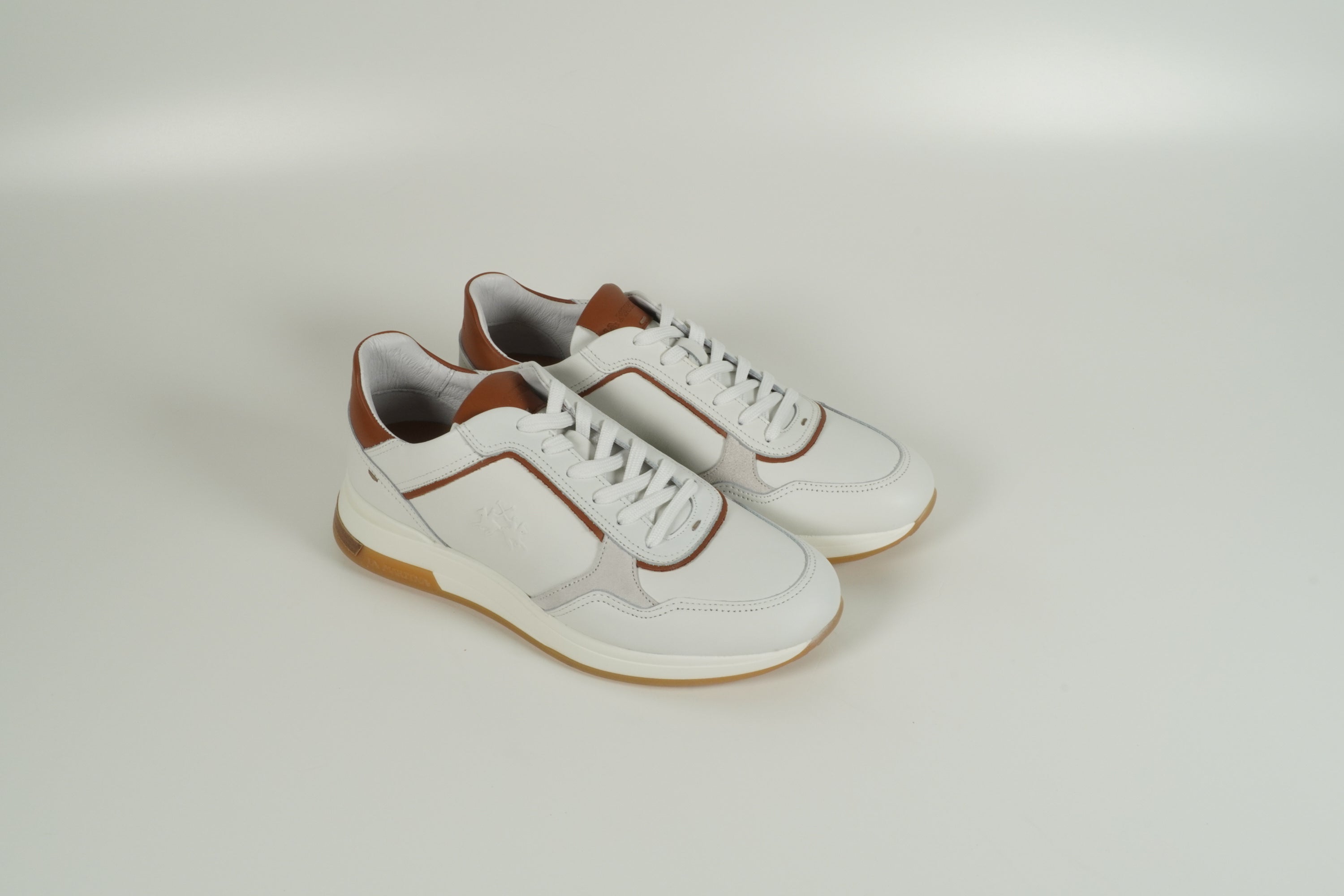 Baskets blanches