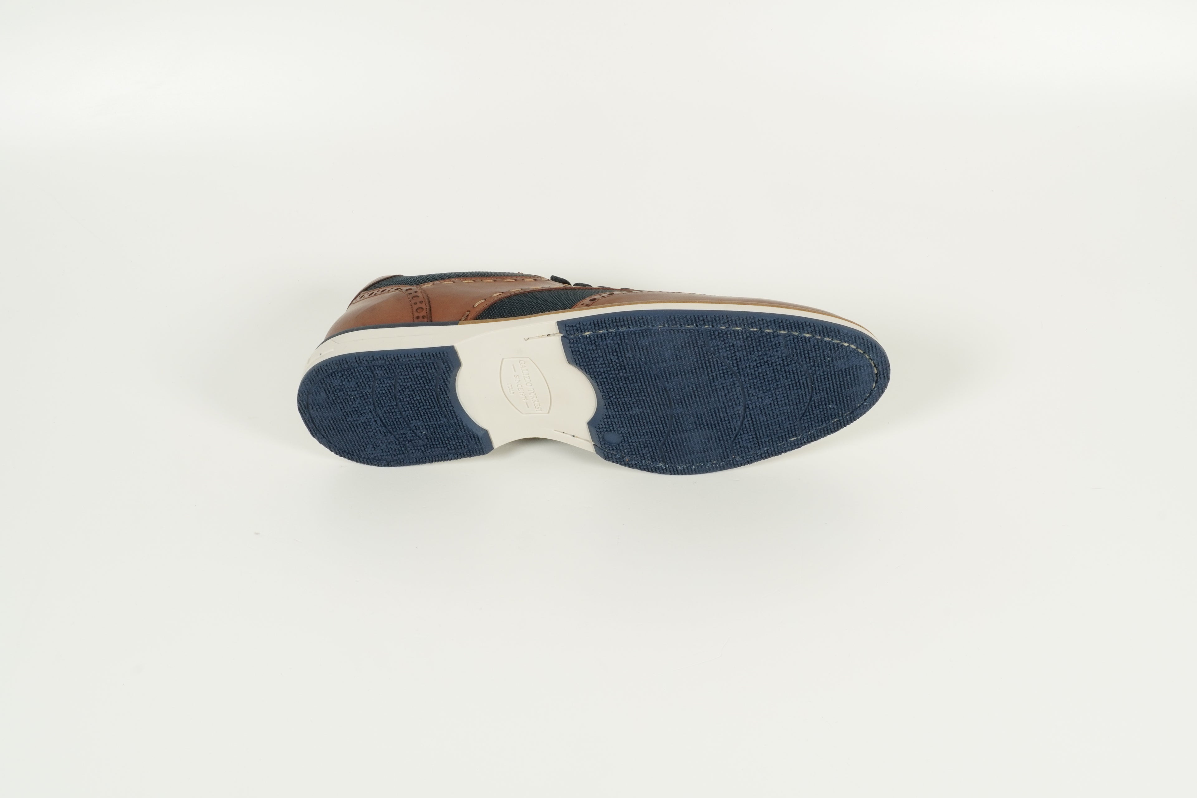 Schnürschuh Blau