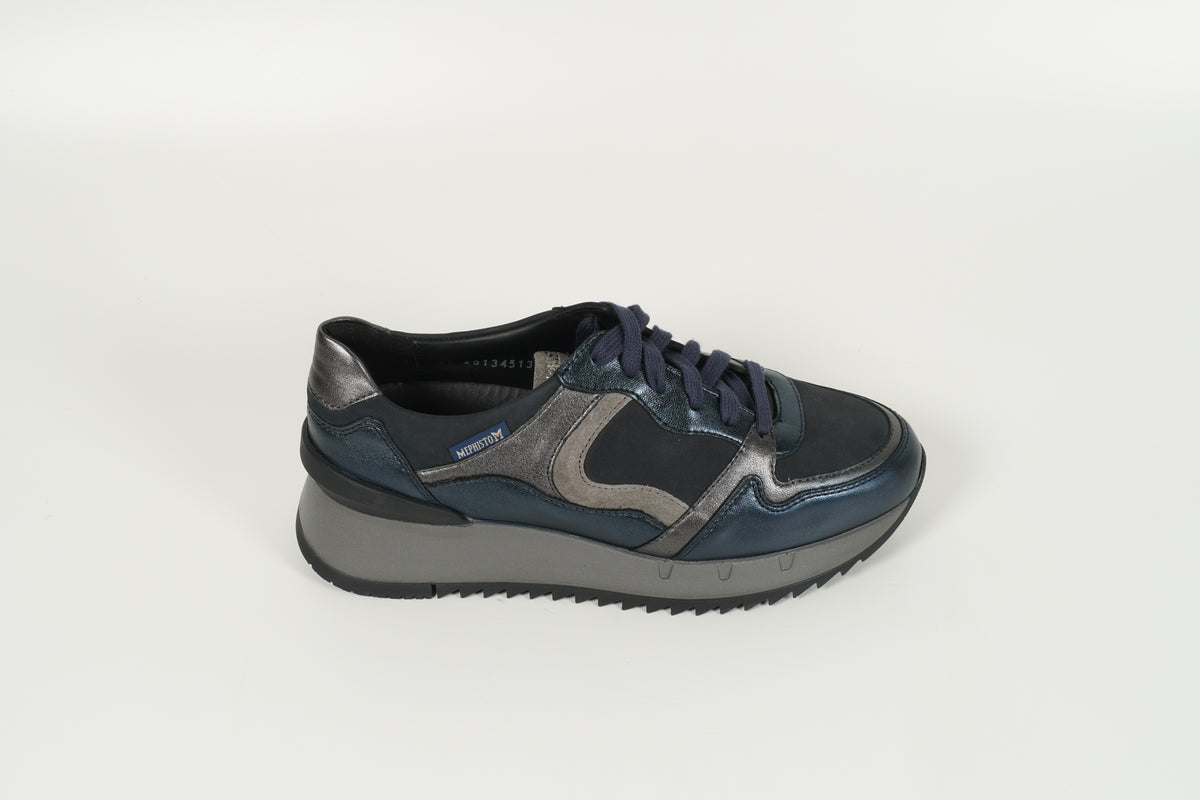 Sneaker Angie Blau