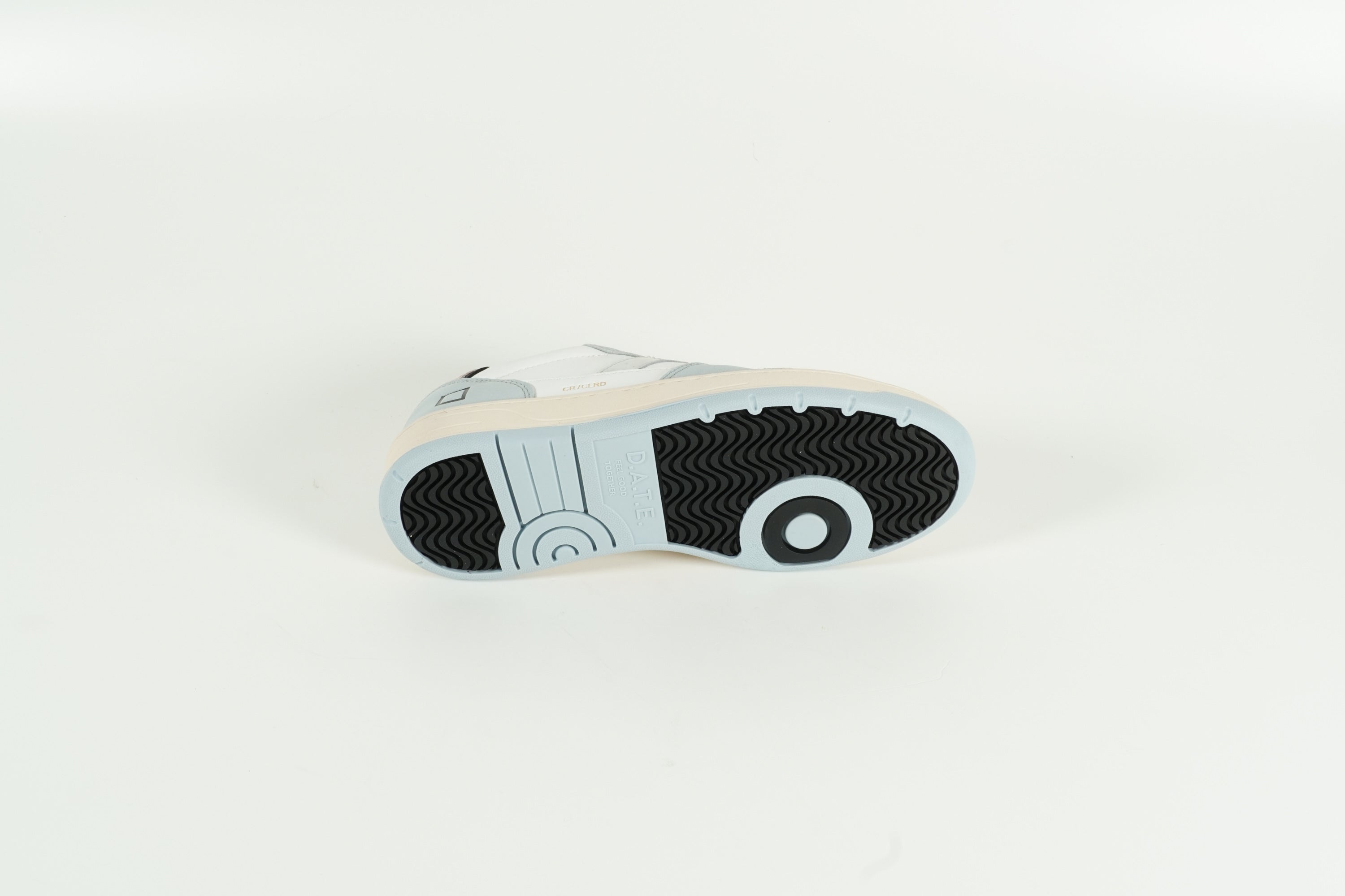 Baskets bleues