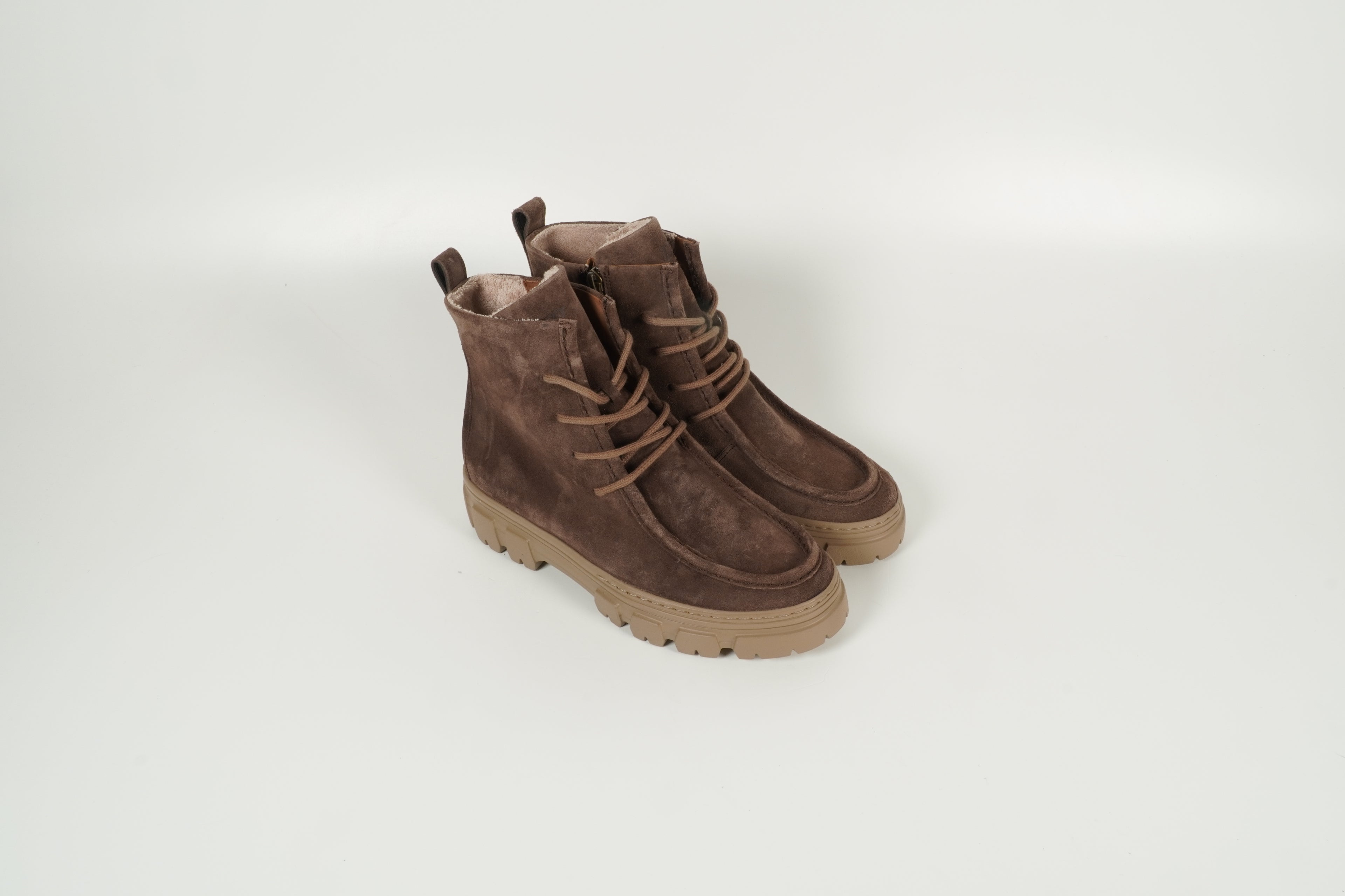 Schnürschuh Braun