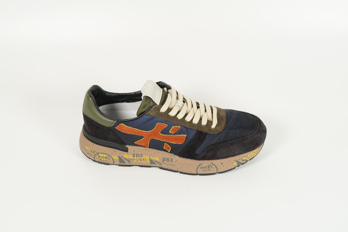 Sneaker Blau