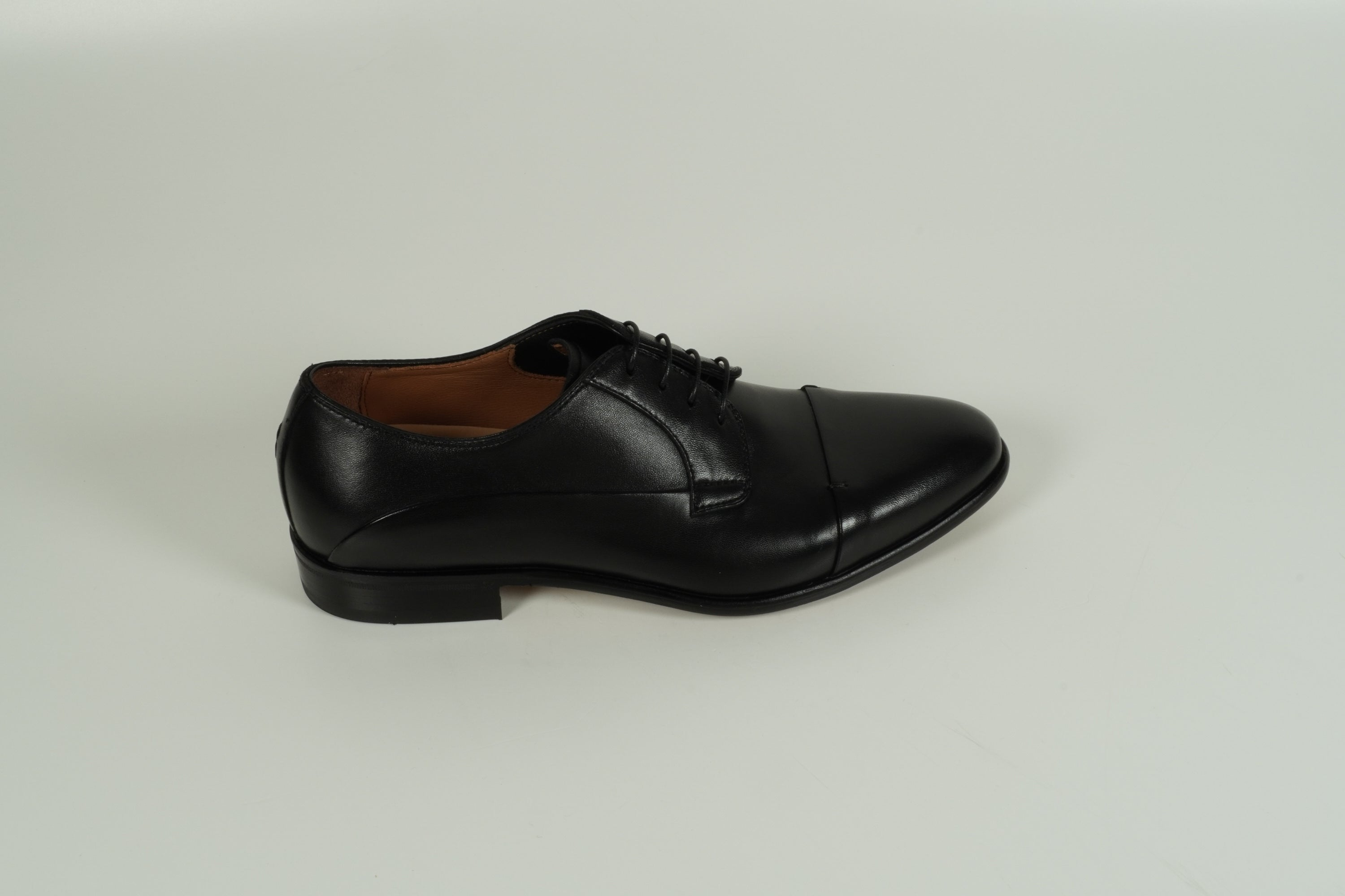Chaussure à lacets noire