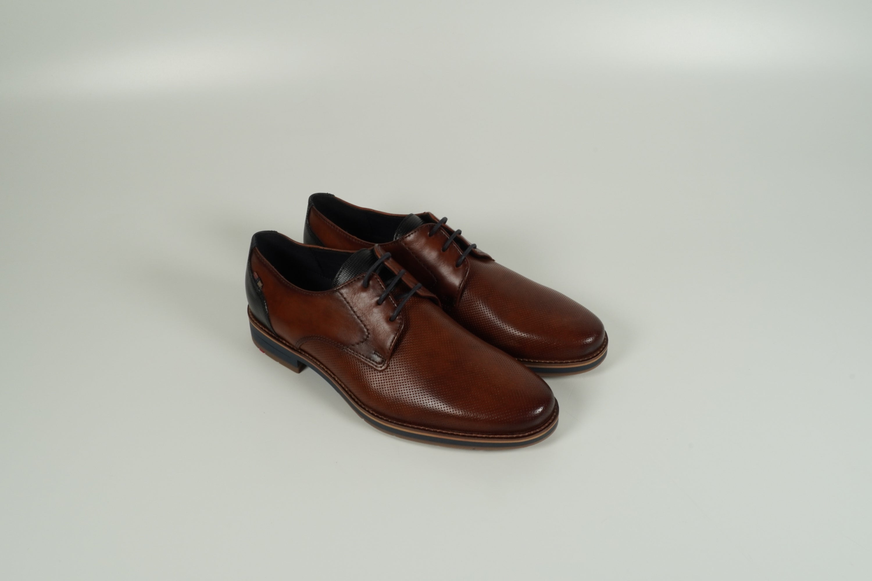 Chaussure à lacets marron