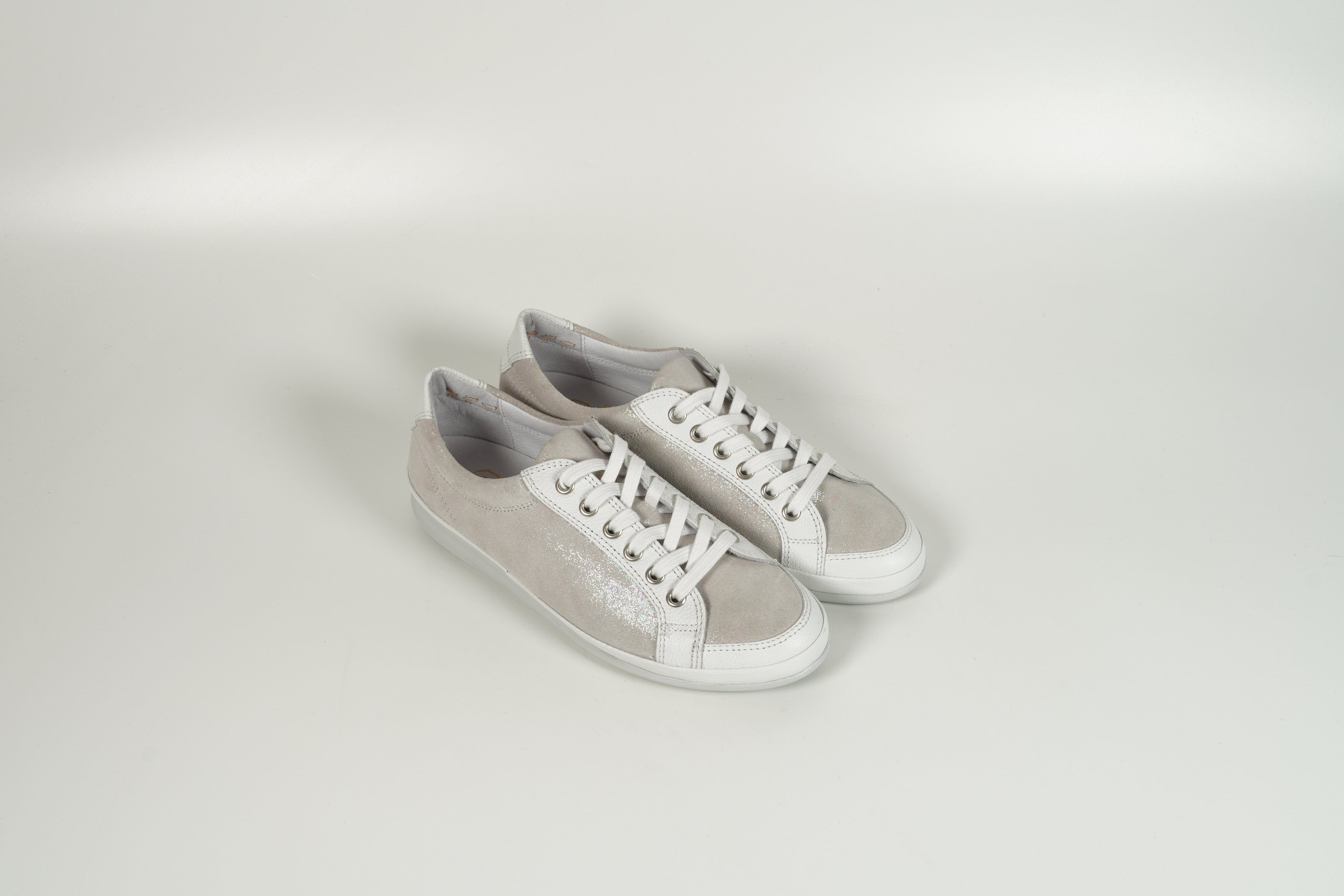 Baskets blanches