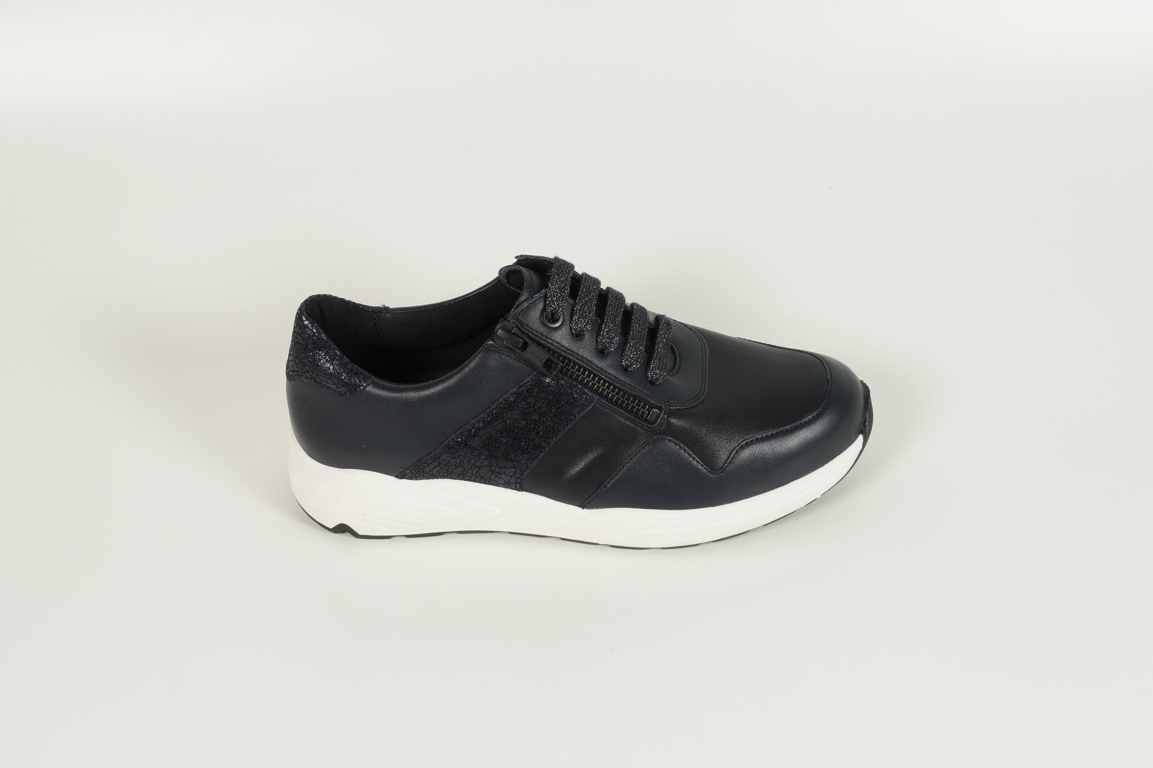 Sneaker Blau