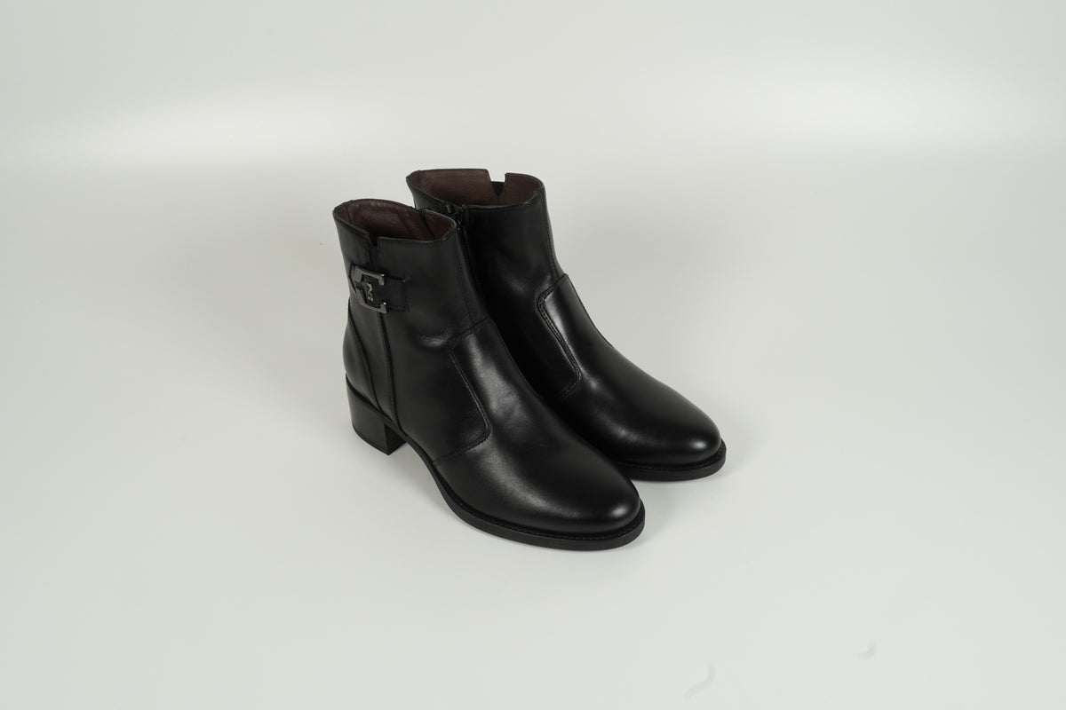Stiefelette Schwarz
