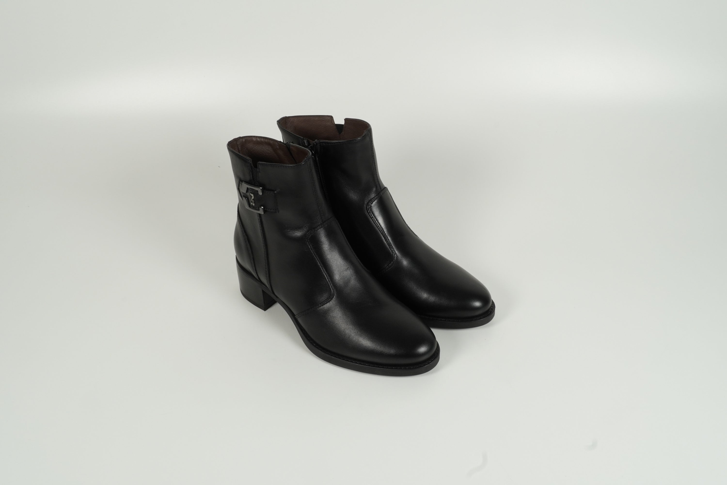 ankle boots black