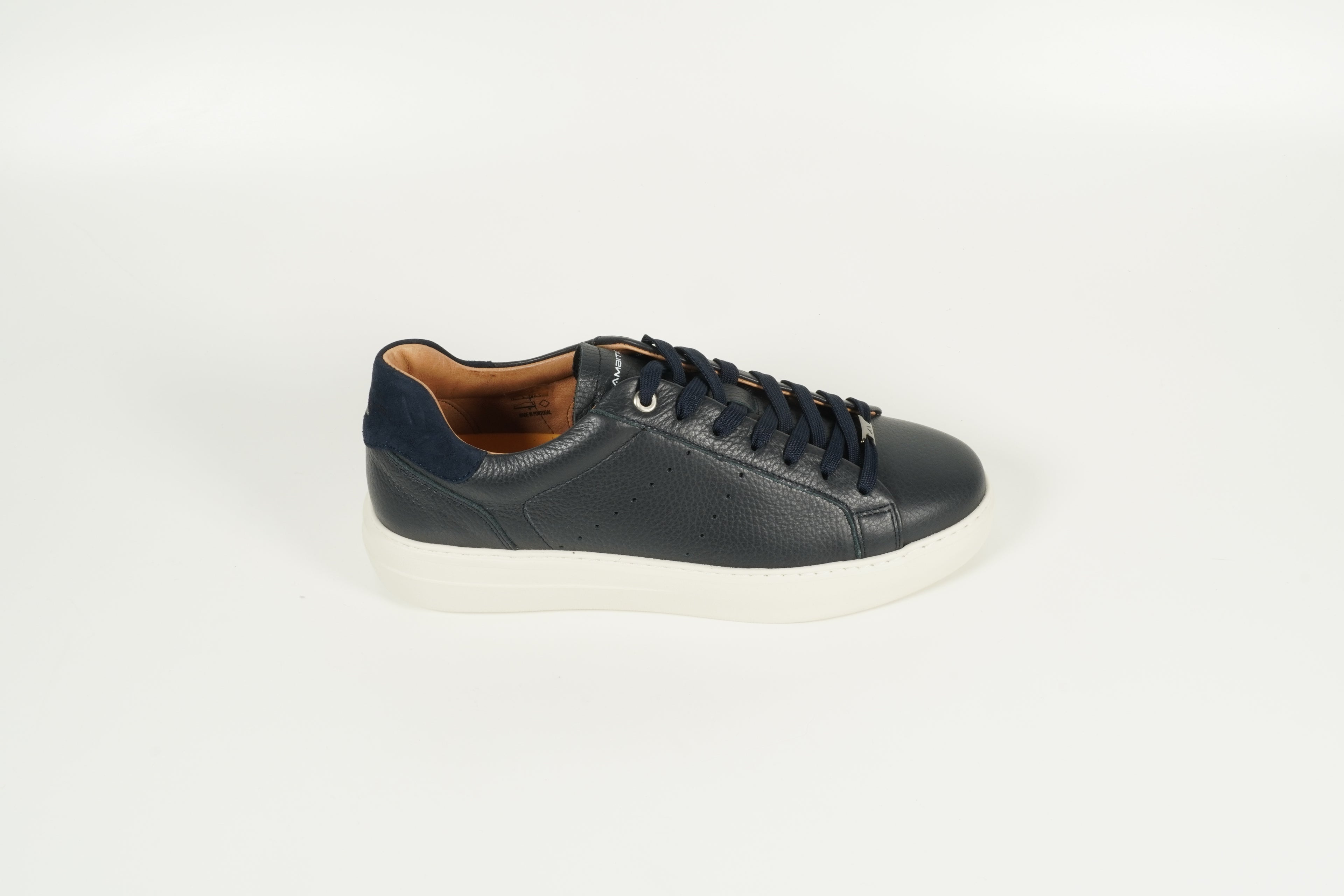 Sneaker Blau