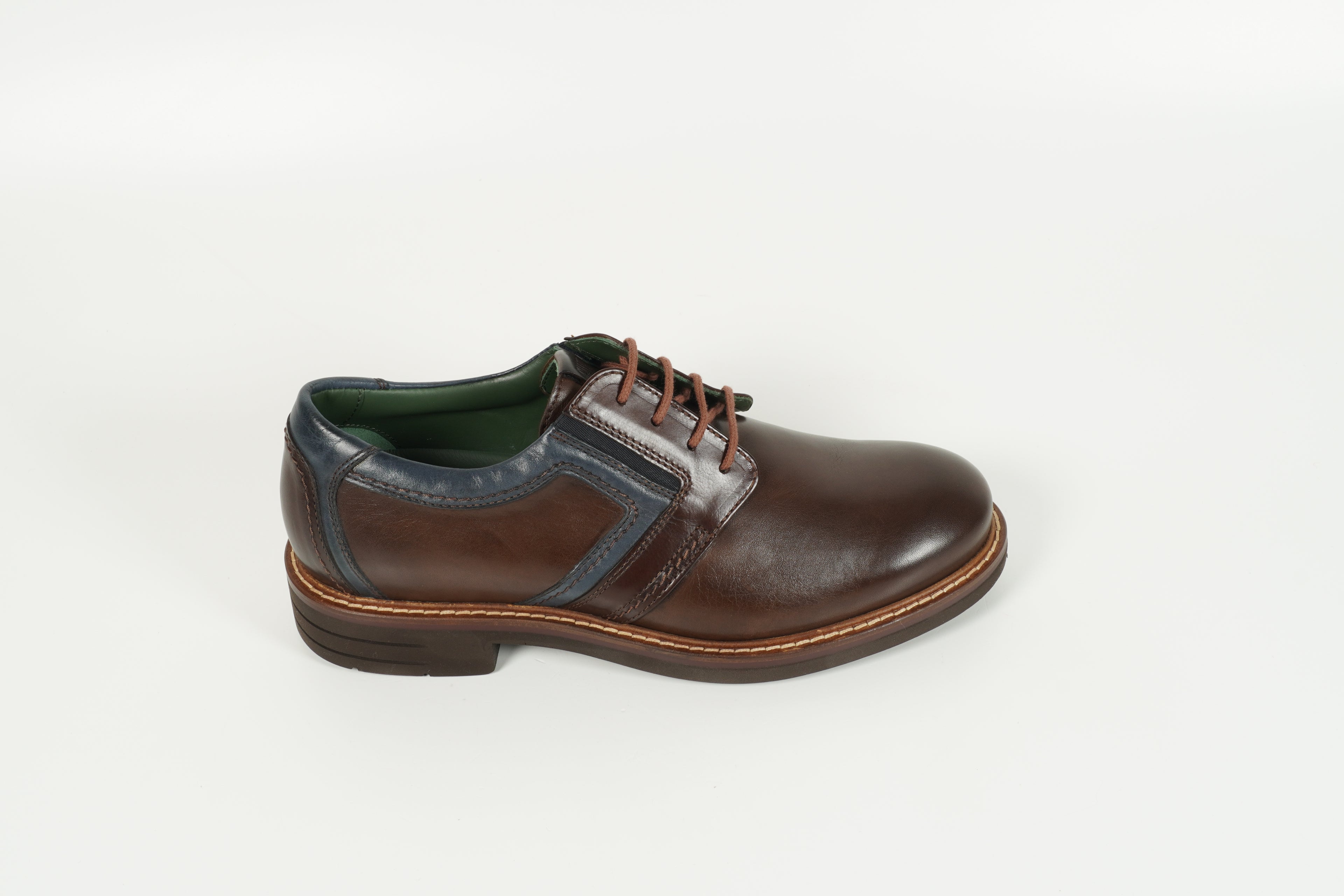 Schnürschuh Braun
