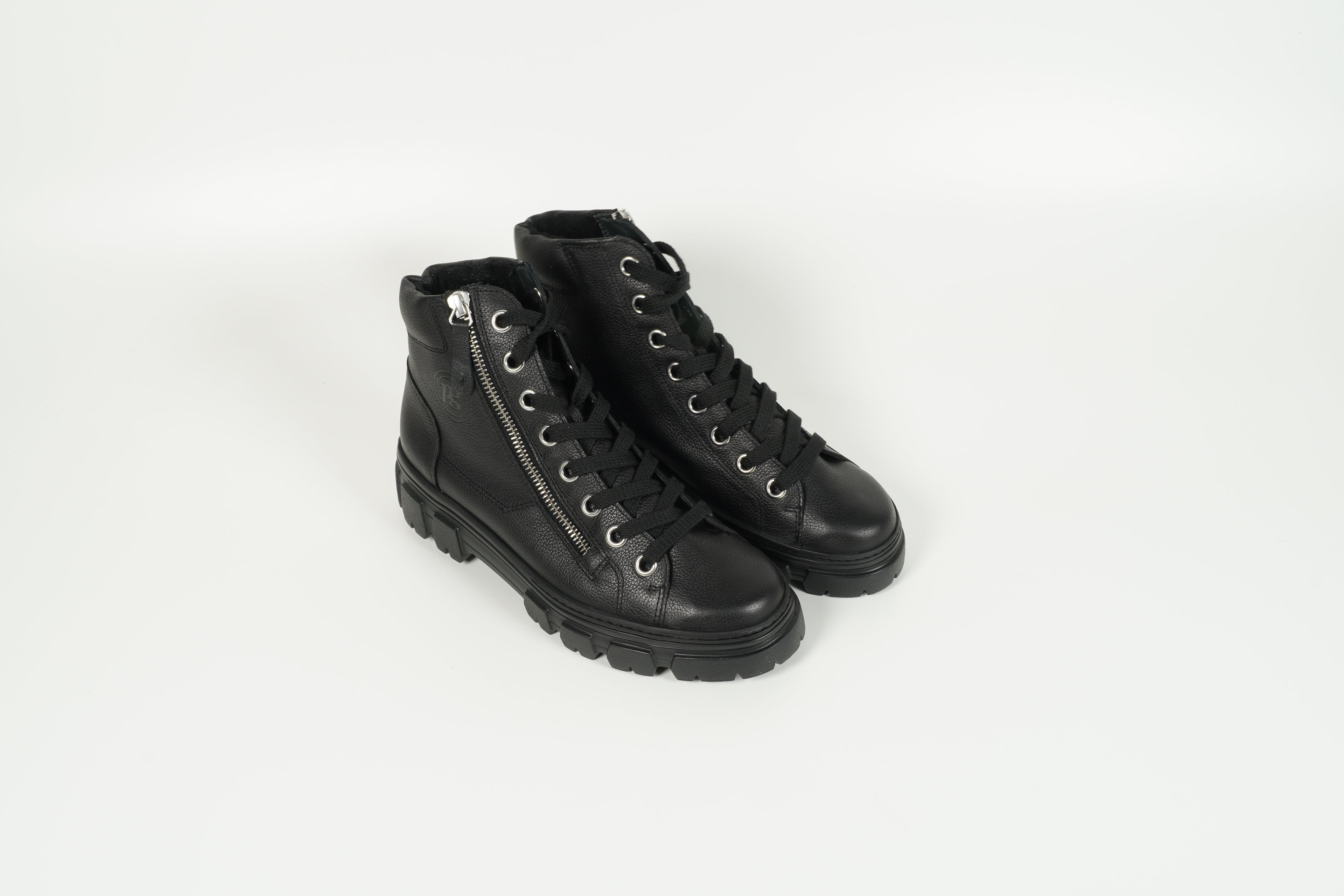 Schnürschuh Schwarz