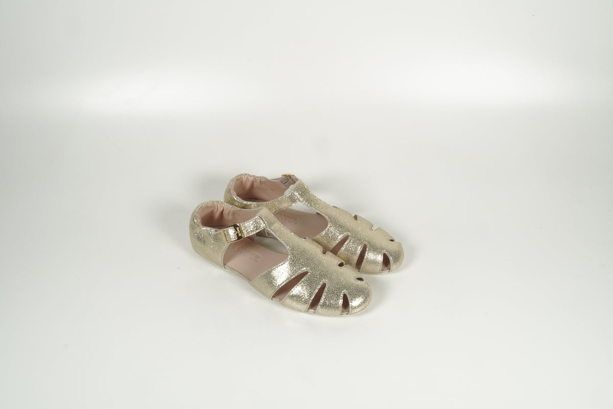 Slip-on shoe gold