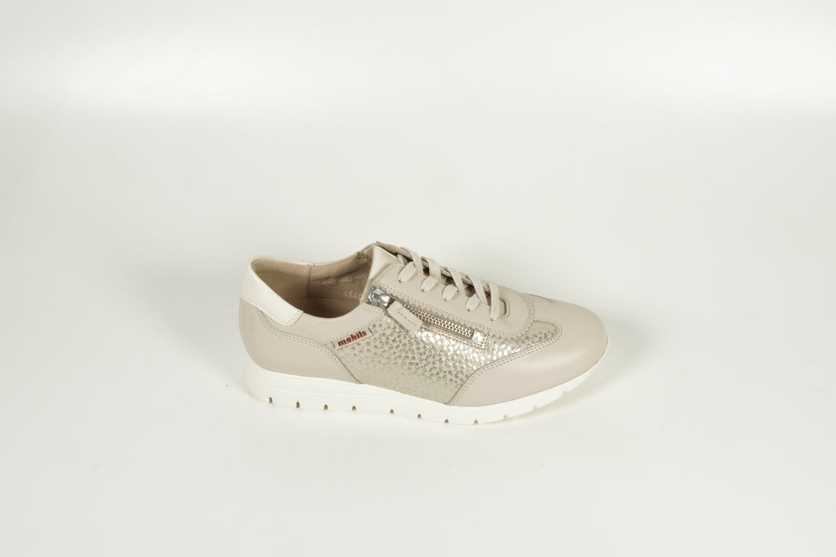 Baskets beiges