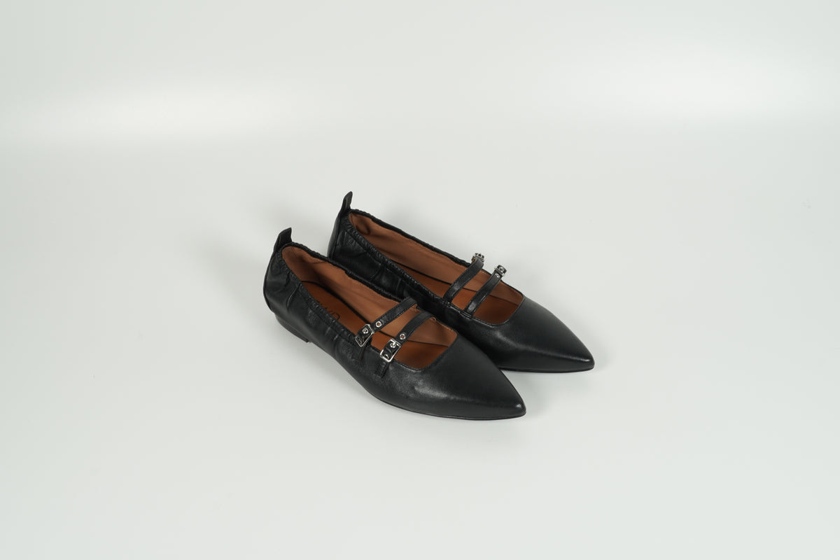 Ballerina Black