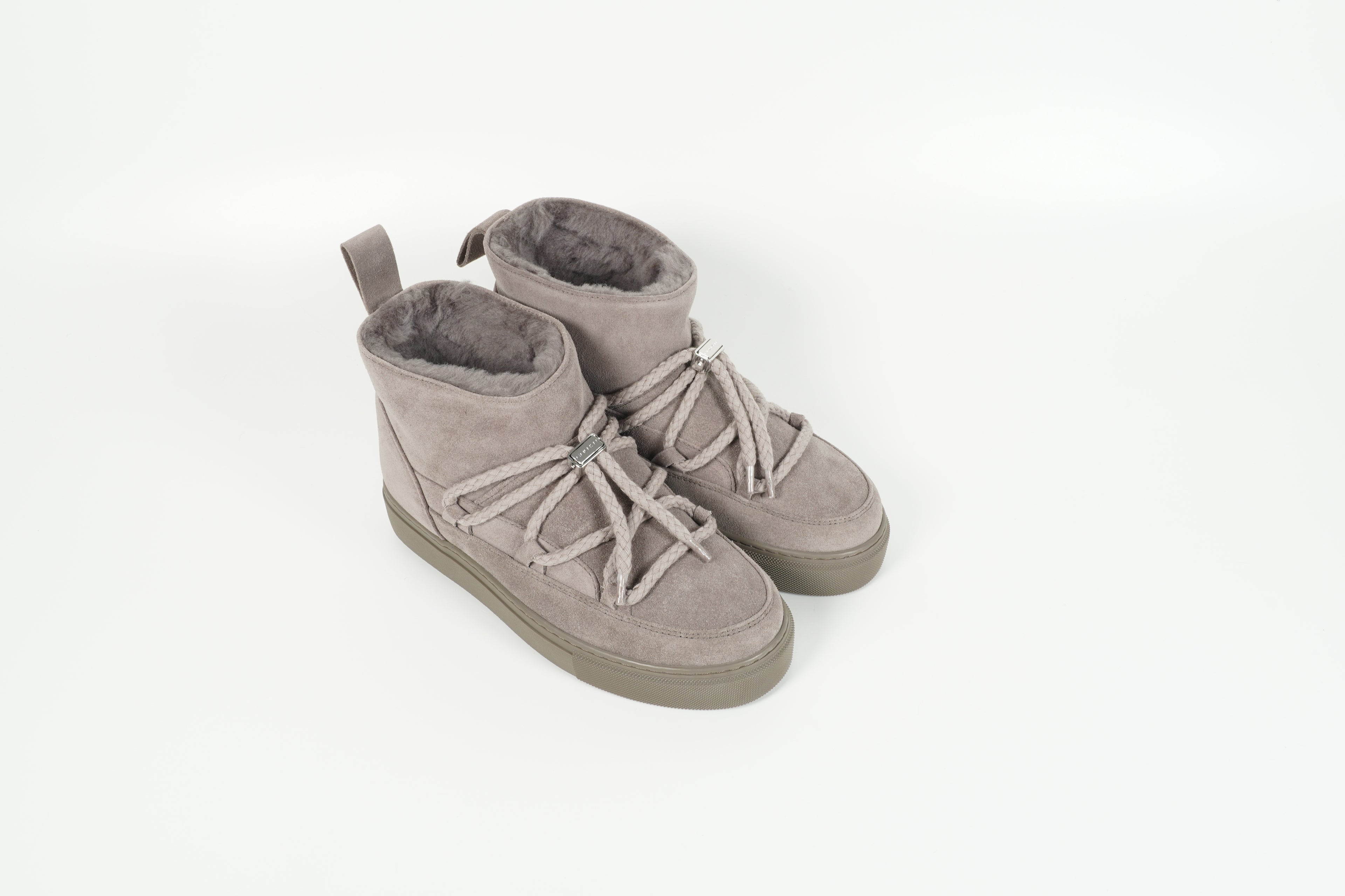 Boot Grau