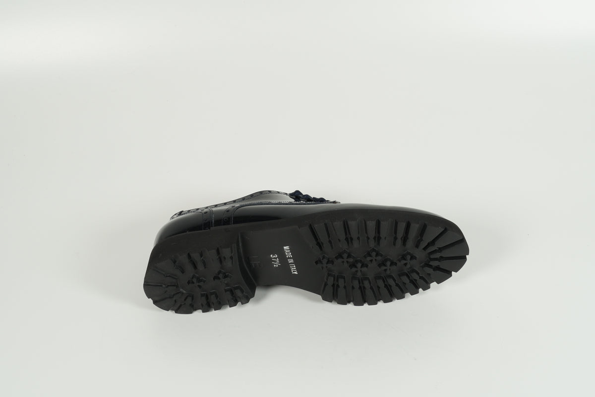 Chaussure à lacets bleue