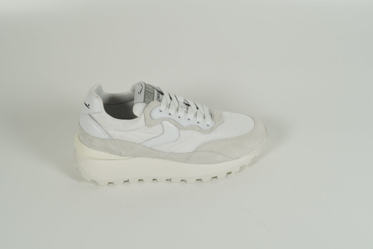 Baskets blanches