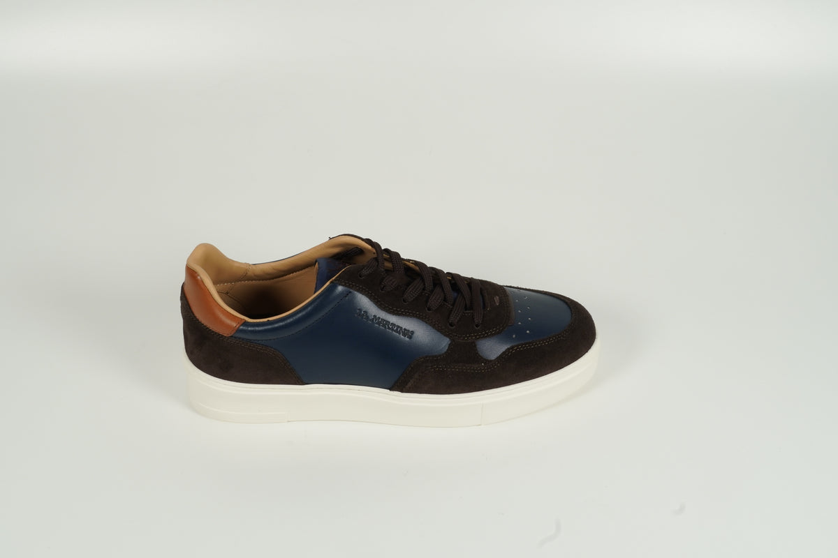 Sneaker Blau