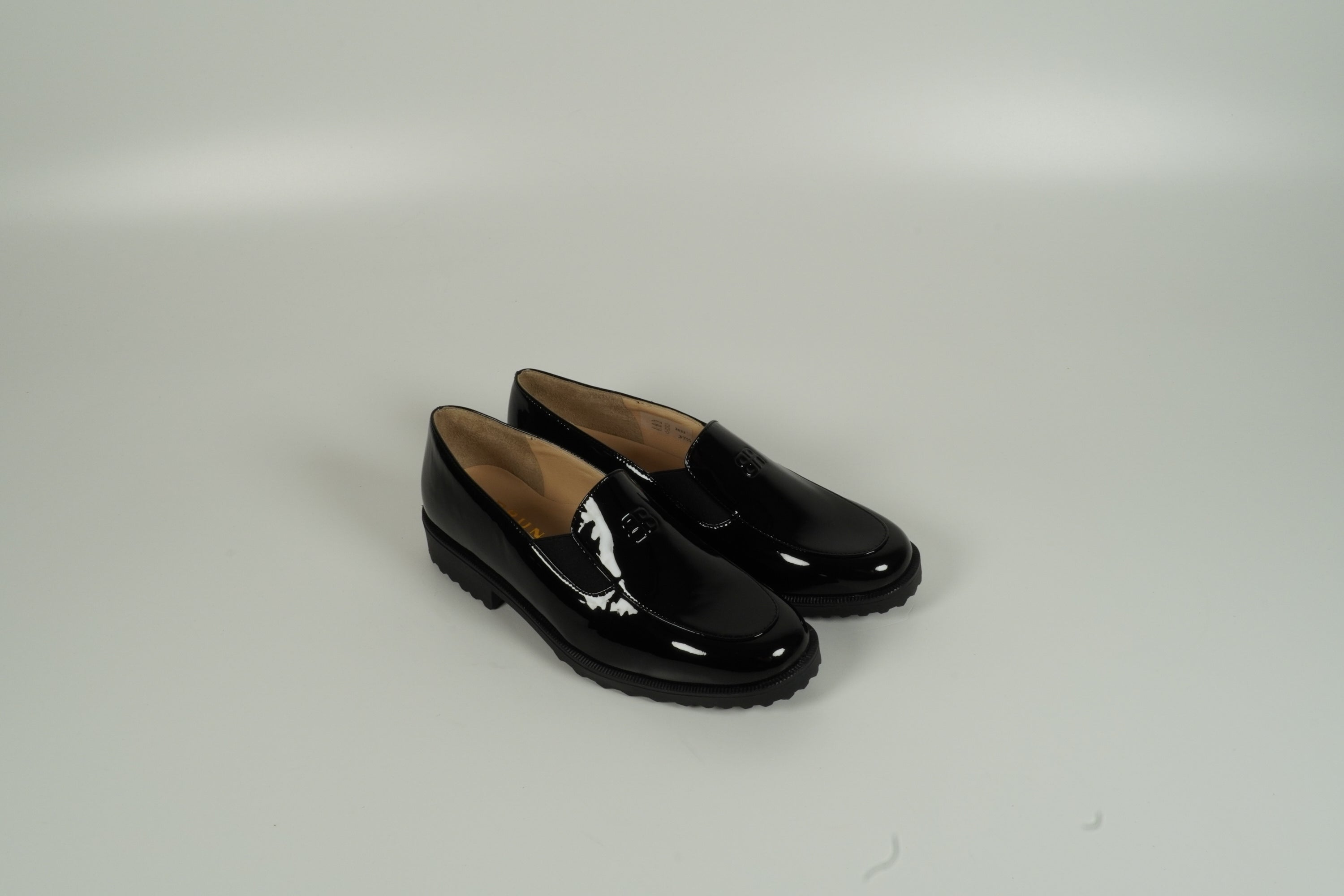 Chaussure basse vernie noire