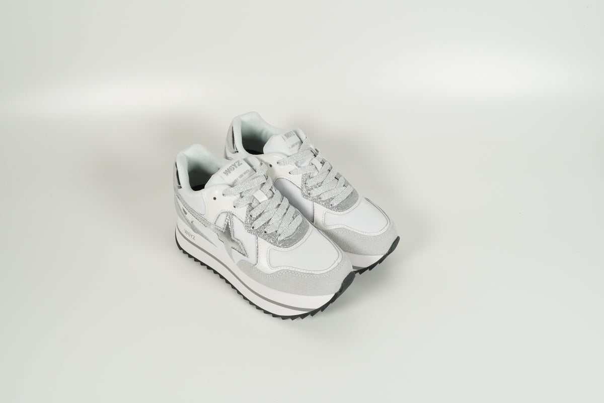 Sneaker White