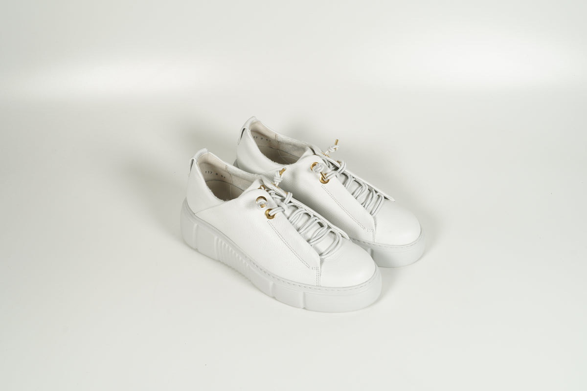 Baskets blanches