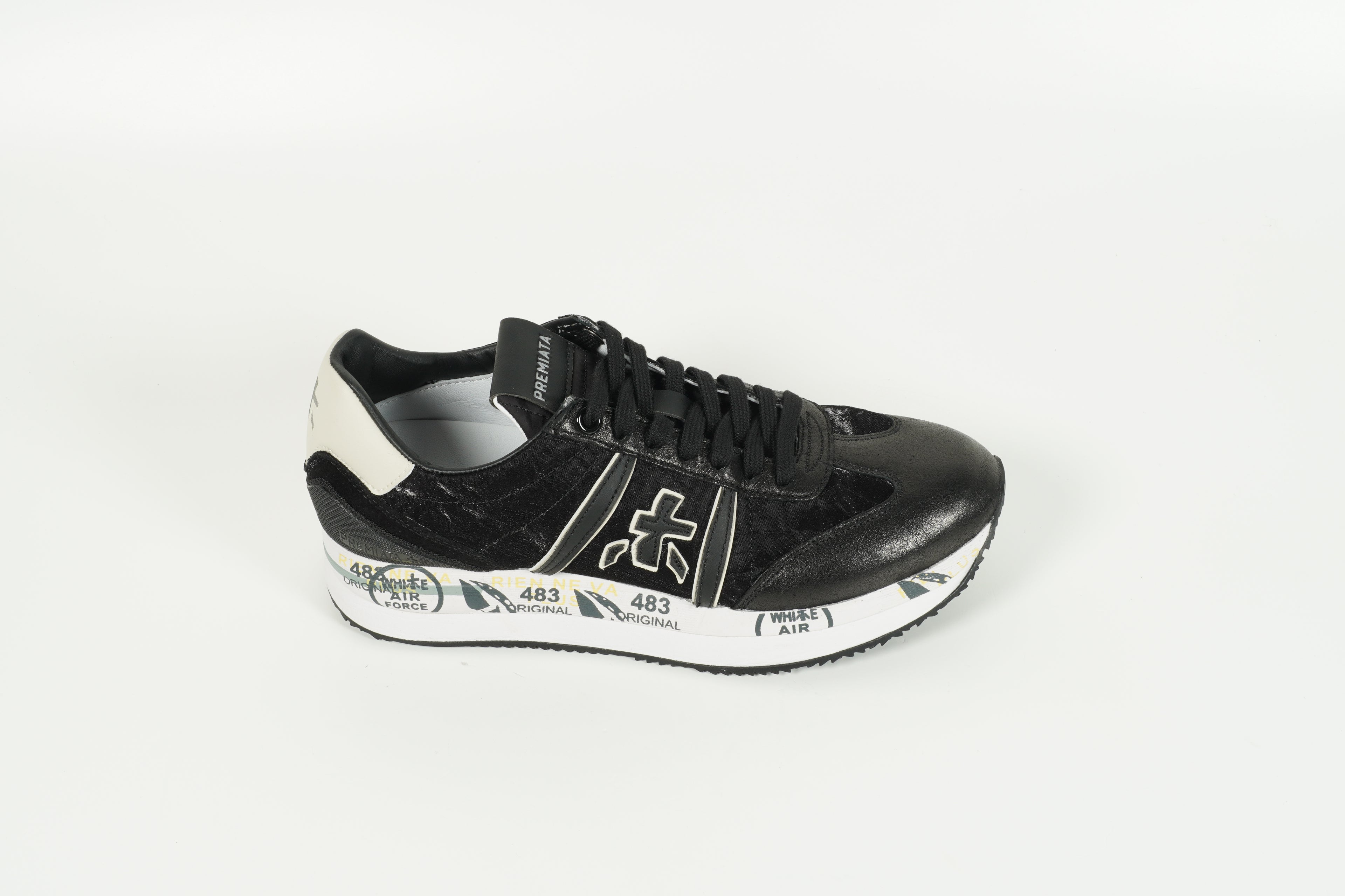 Sneaker Schwarz