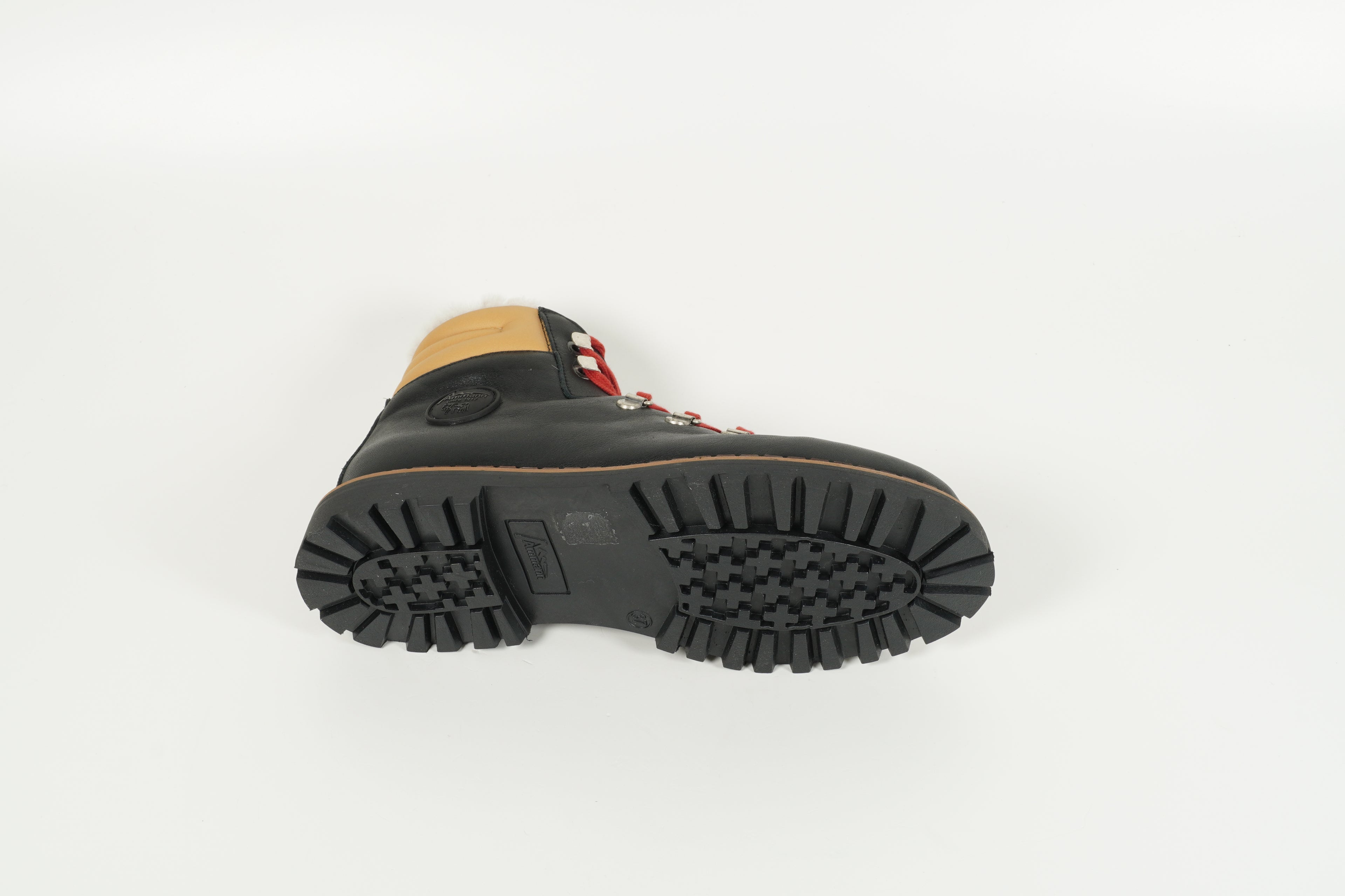 Boot lined black