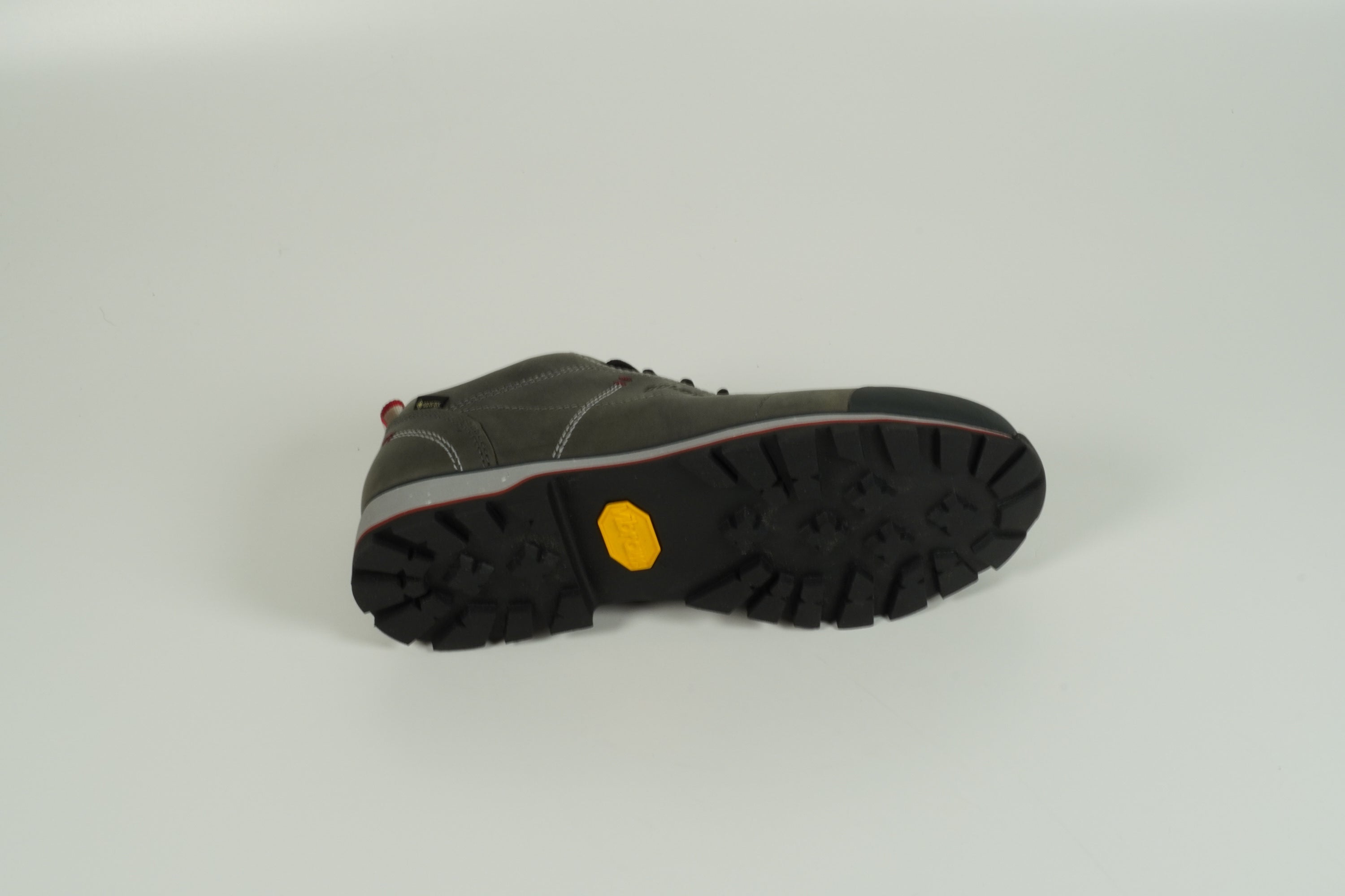Chaussure à lacets grise