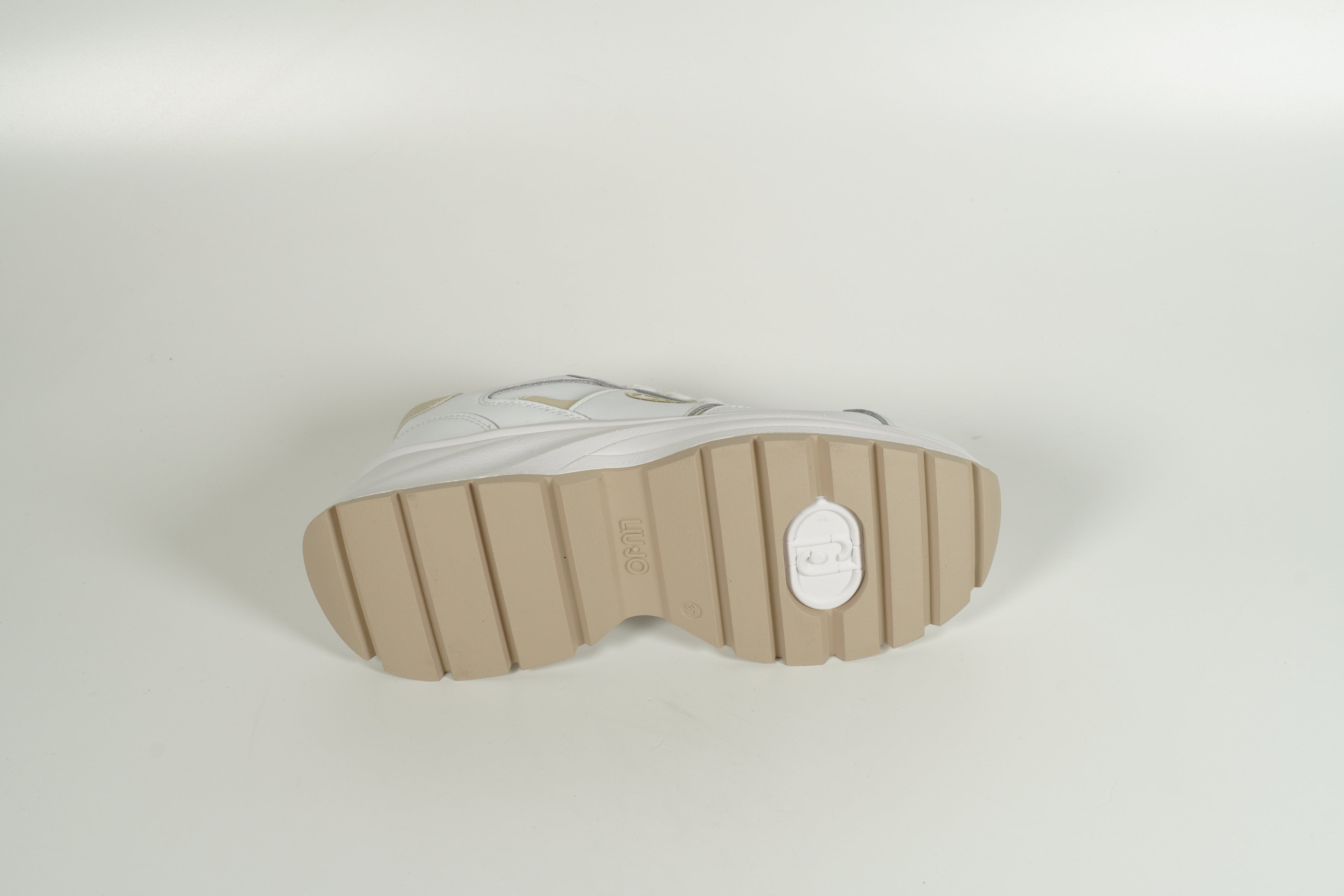 Baskets blanches