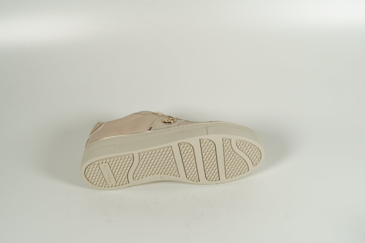Baskets beiges