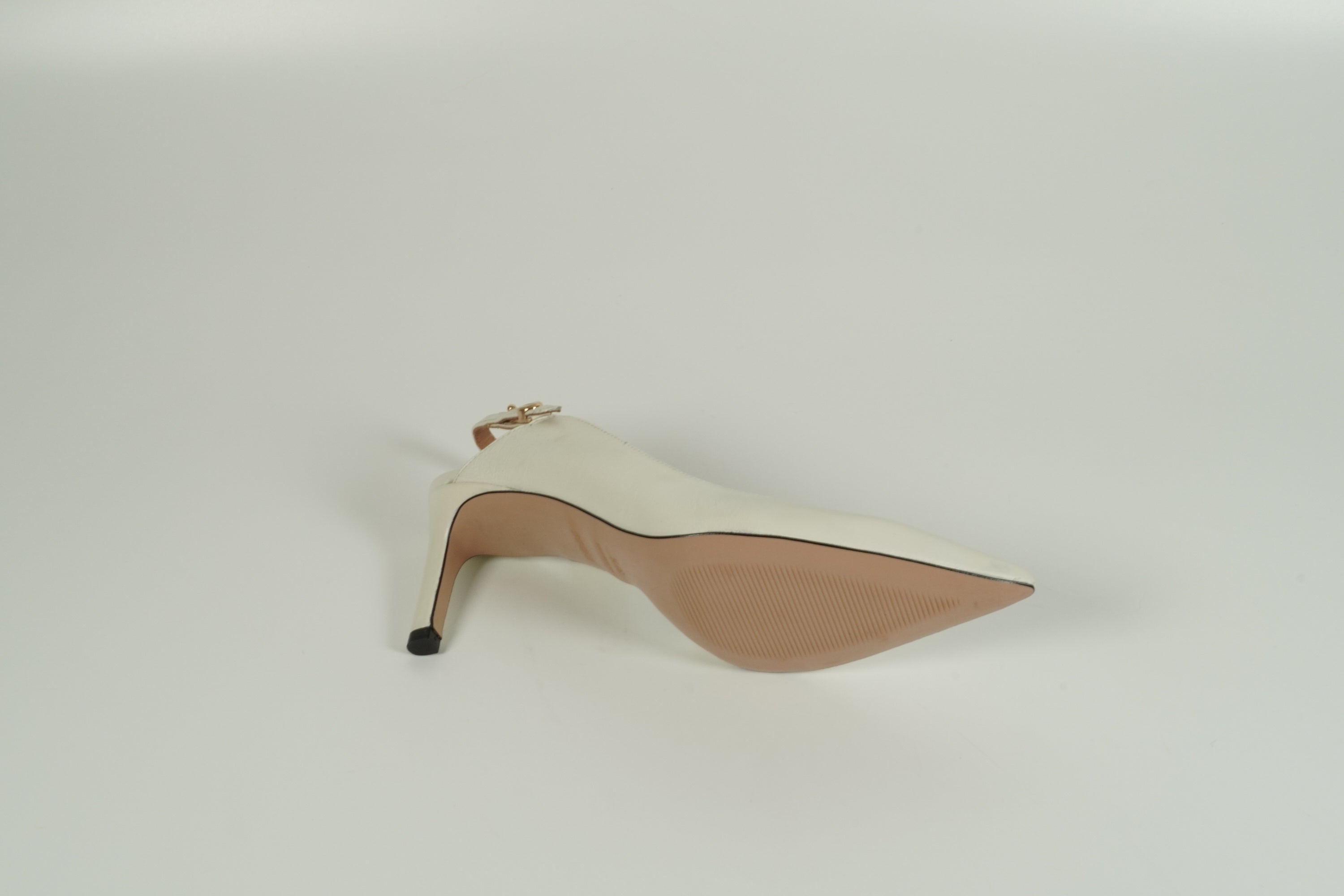 Pumps White