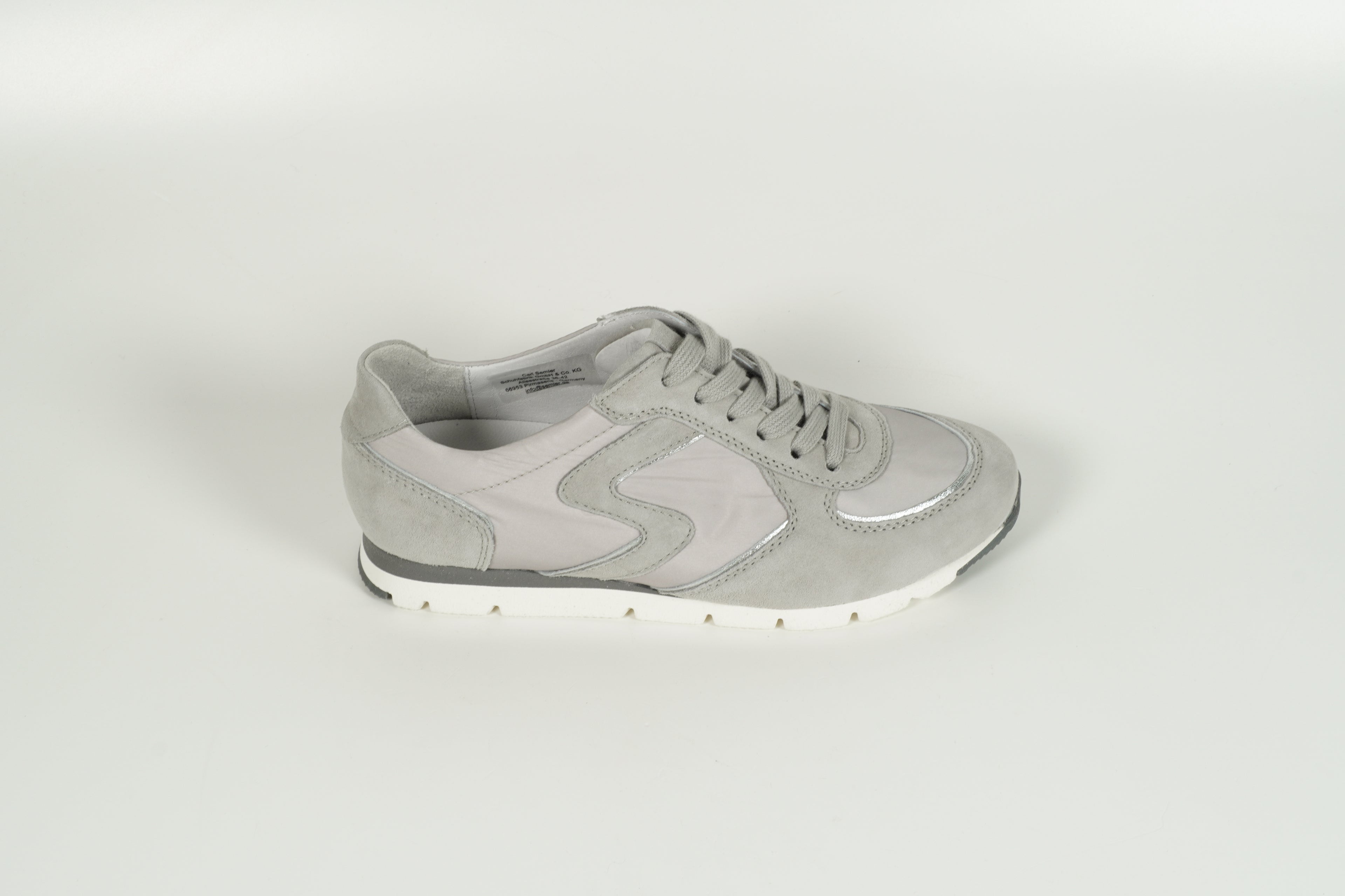 Sneaker Grau