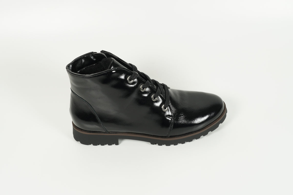 Boot Schwarz