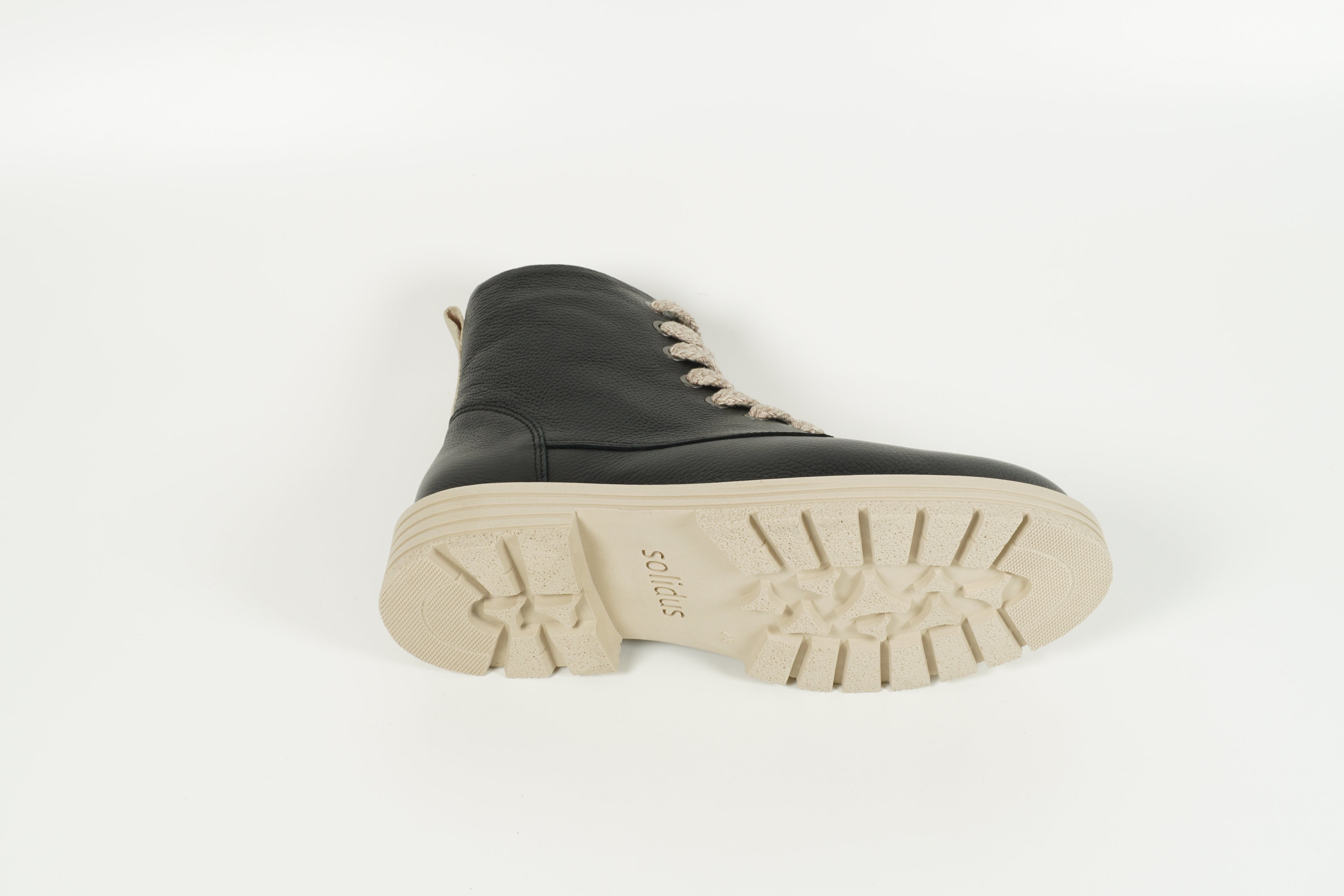 63109-01151 Dakota black 2