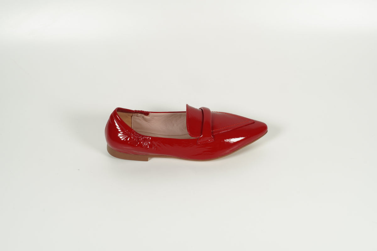Moccasin Red