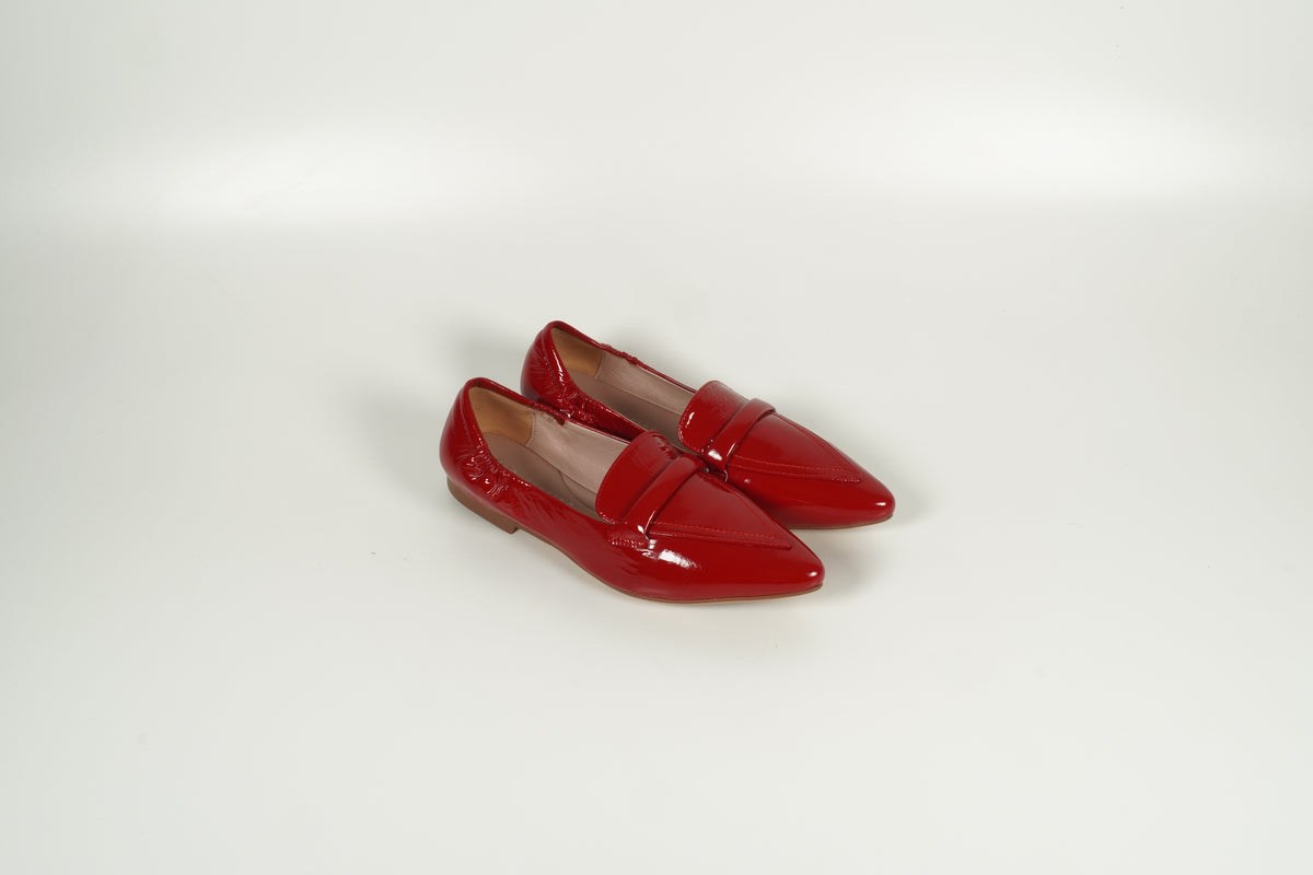 Moccasin Red